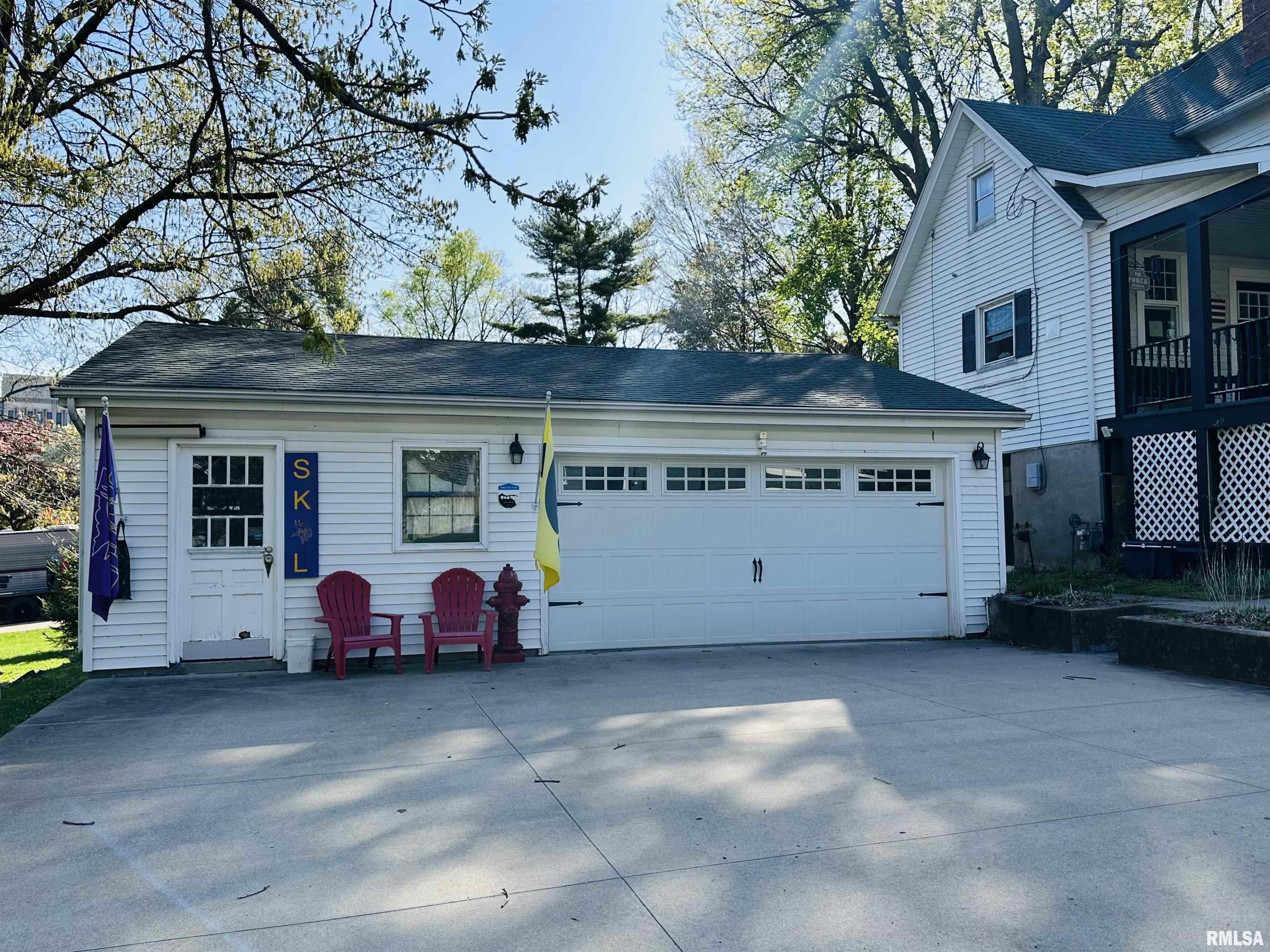 1228 Caroline Avenue, Clinton, Iowa image 4