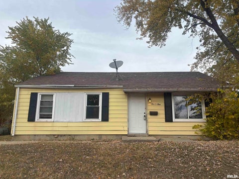 Homes For Sale - 601 W Archer Avenue<br/> Peoria, IL 61604