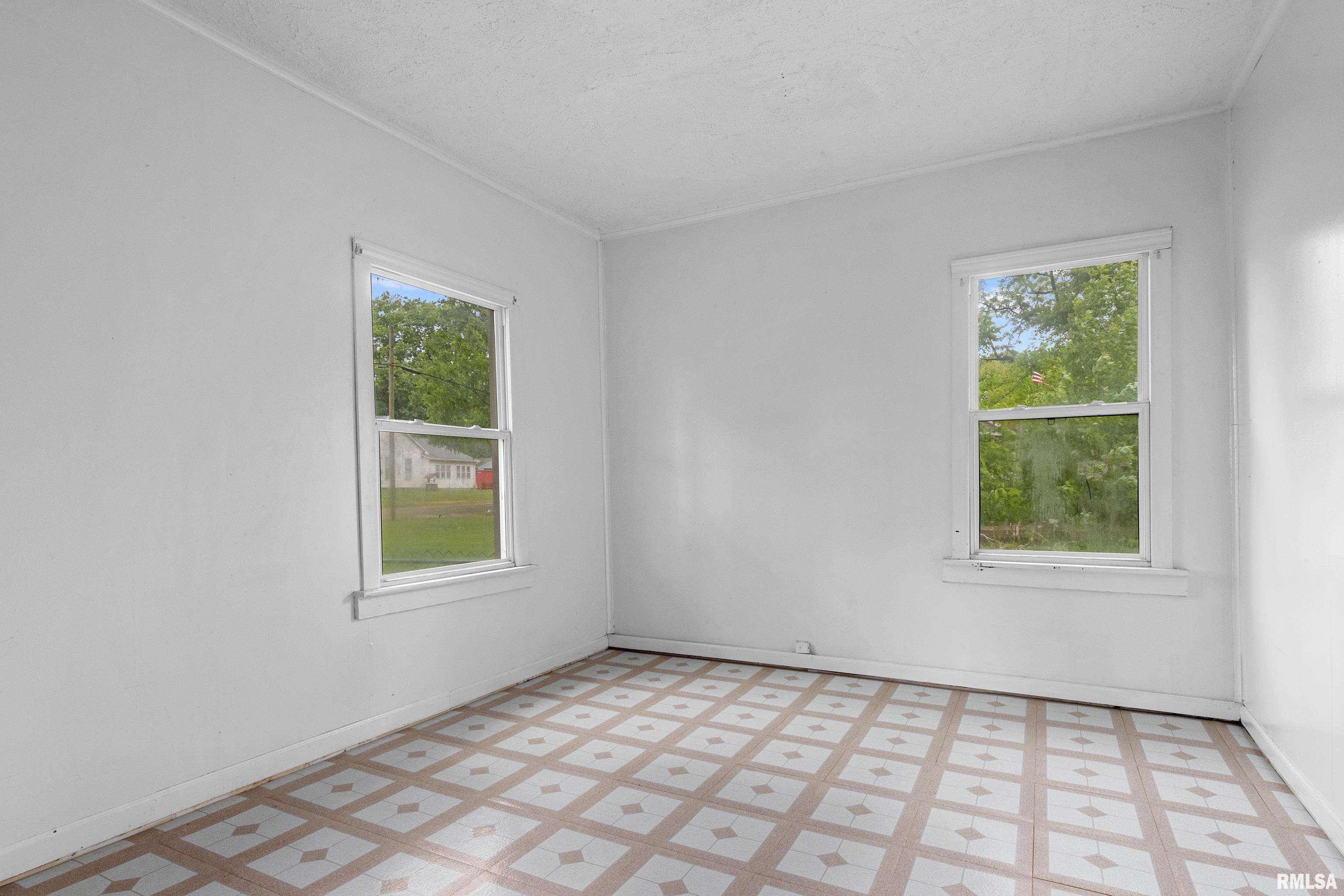 507 E Main Street, Bryant, Illinois image 31
