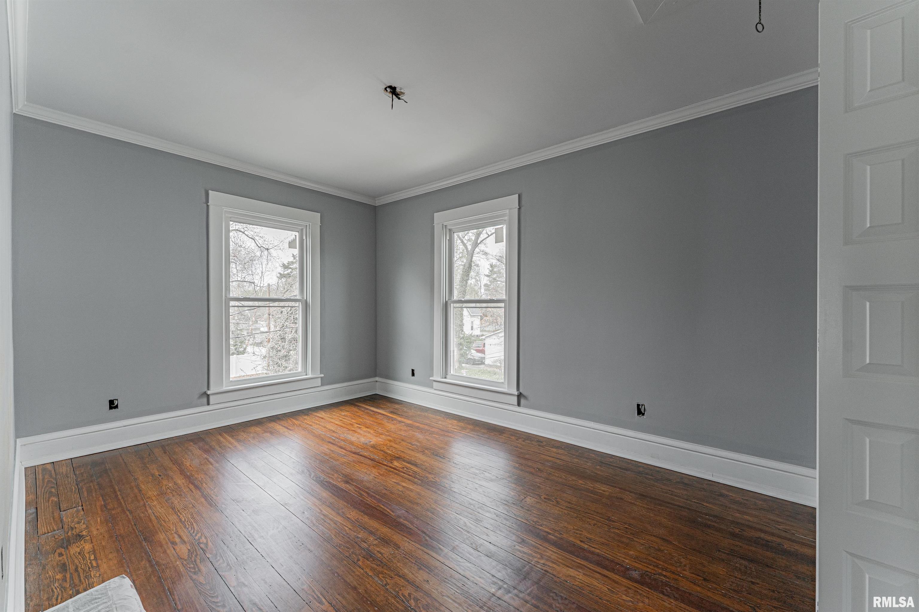 609 College Avenue, Lincoln, Illinois image 27