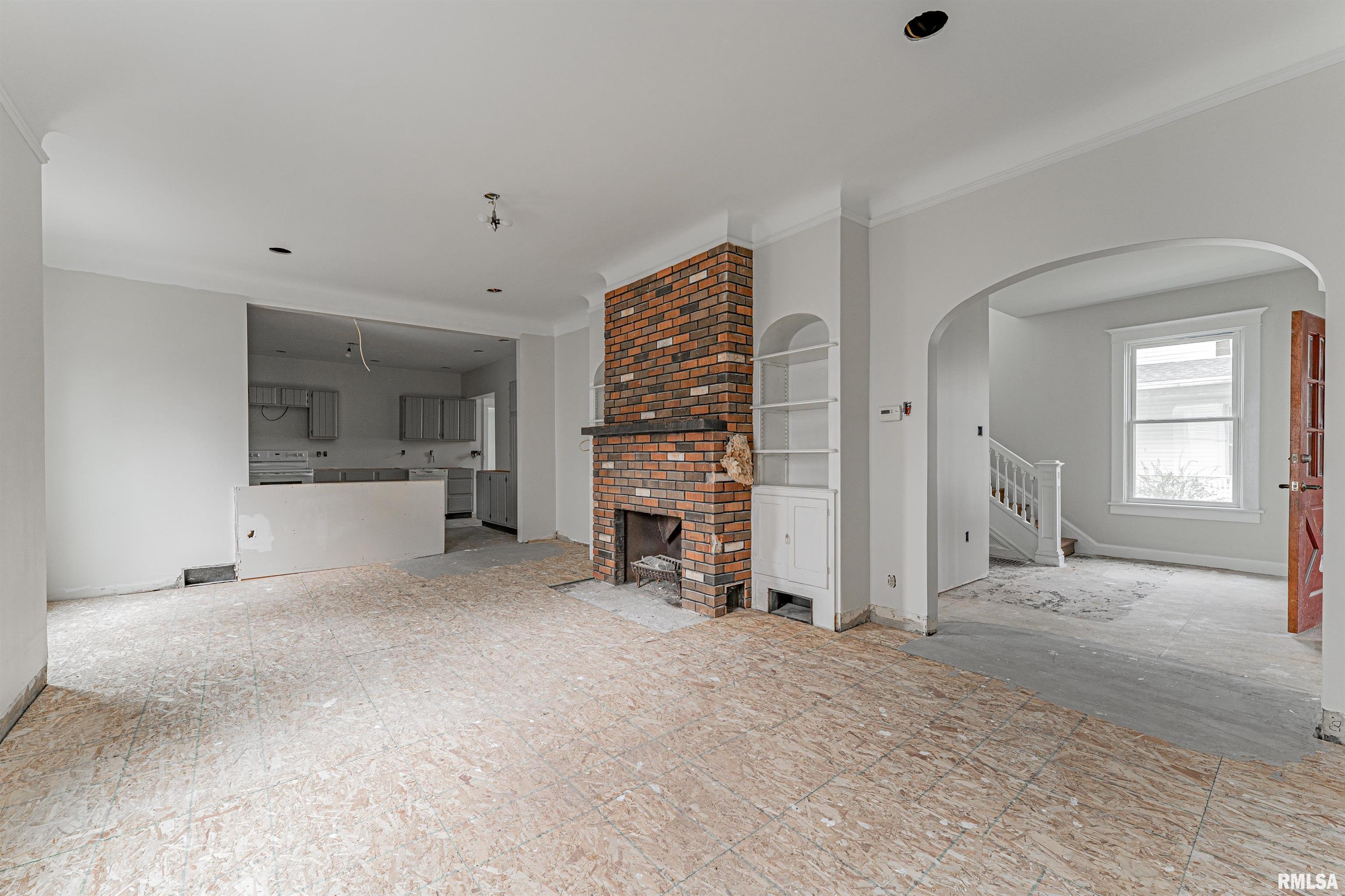 609 College Avenue, Lincoln, Illinois image 8