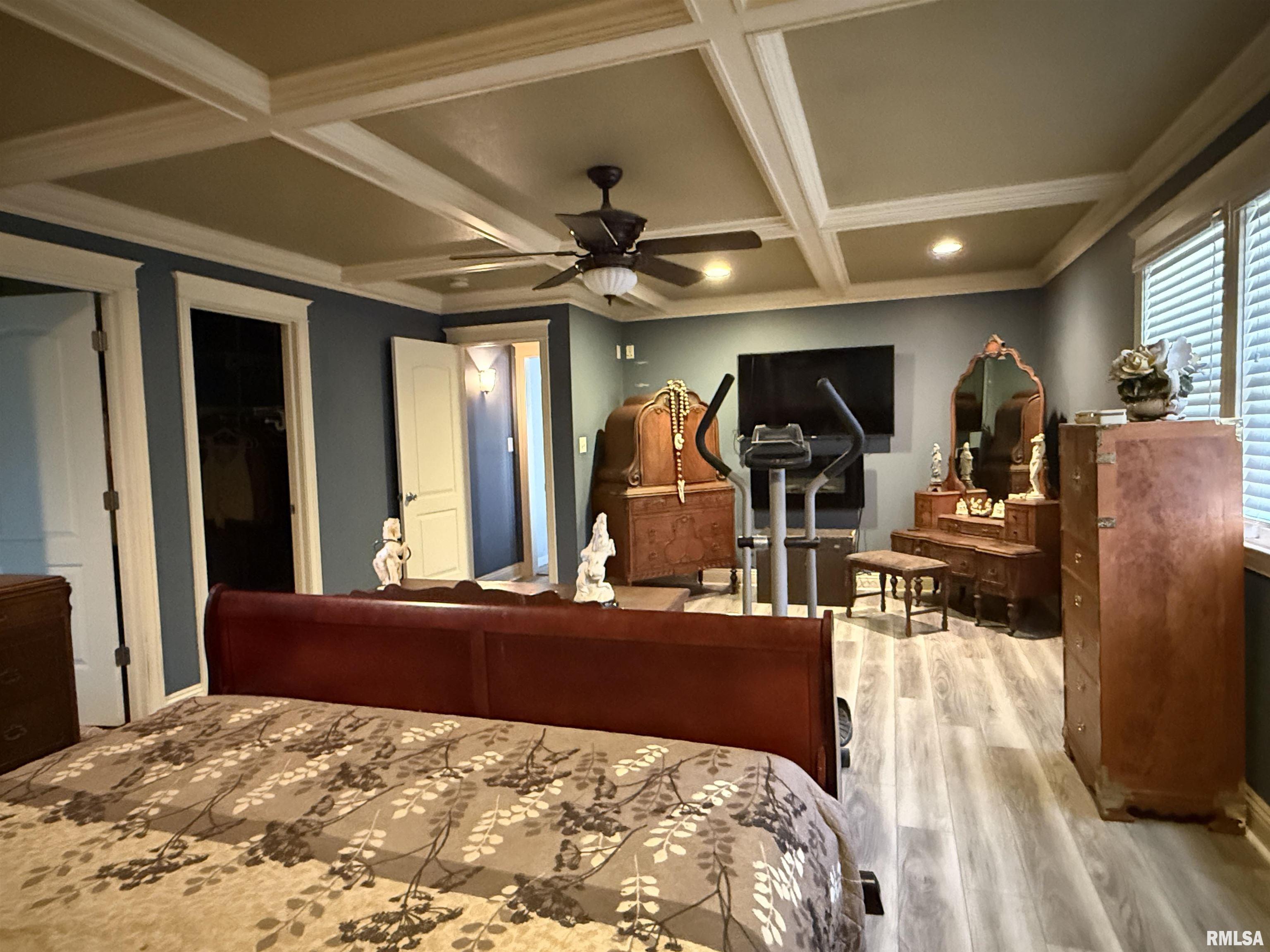 6180 Reevesville Road, Grantsburg, Illinois image 15