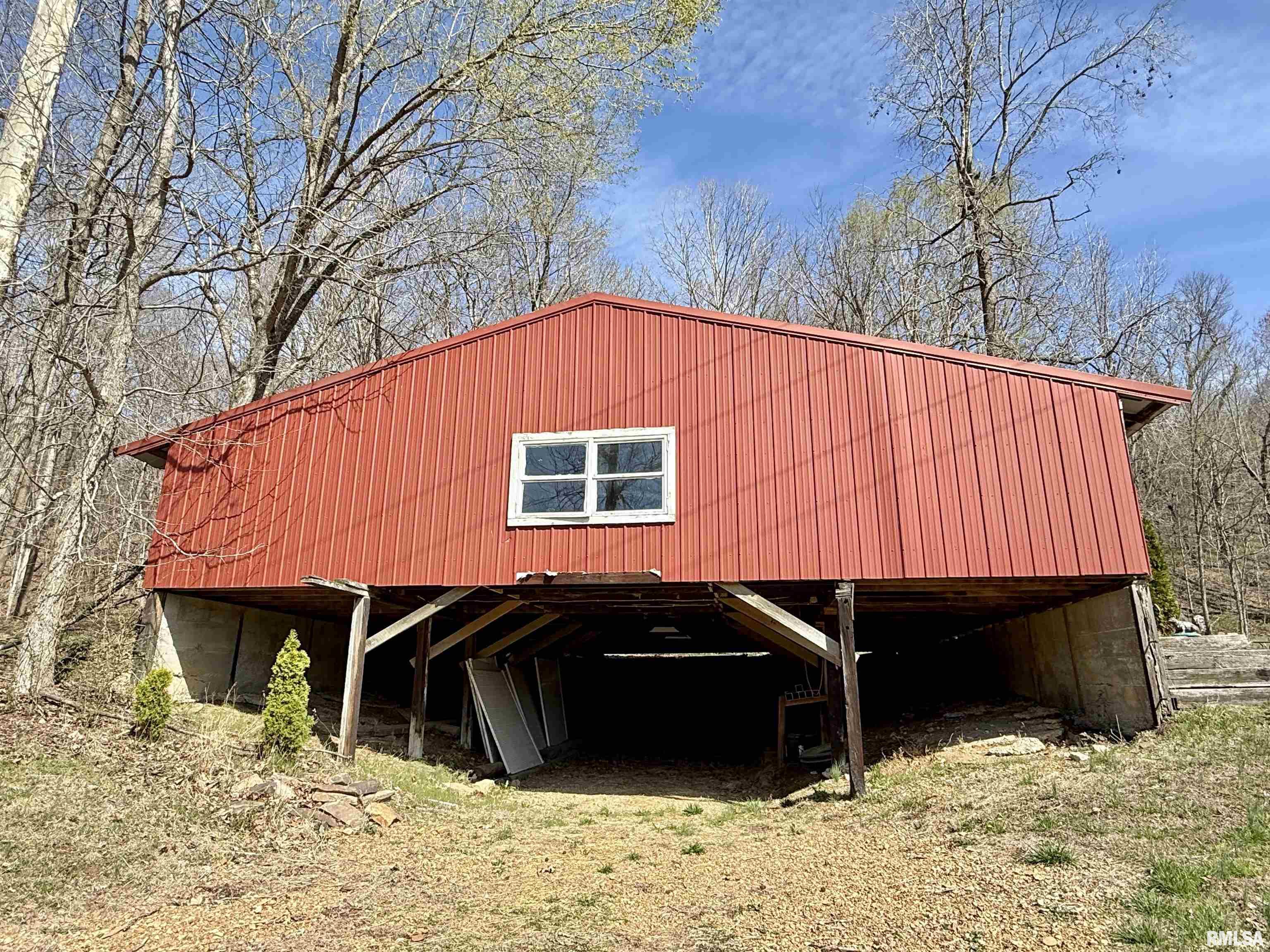 6180 Reevesville Road, Grantsburg, Illinois image 45