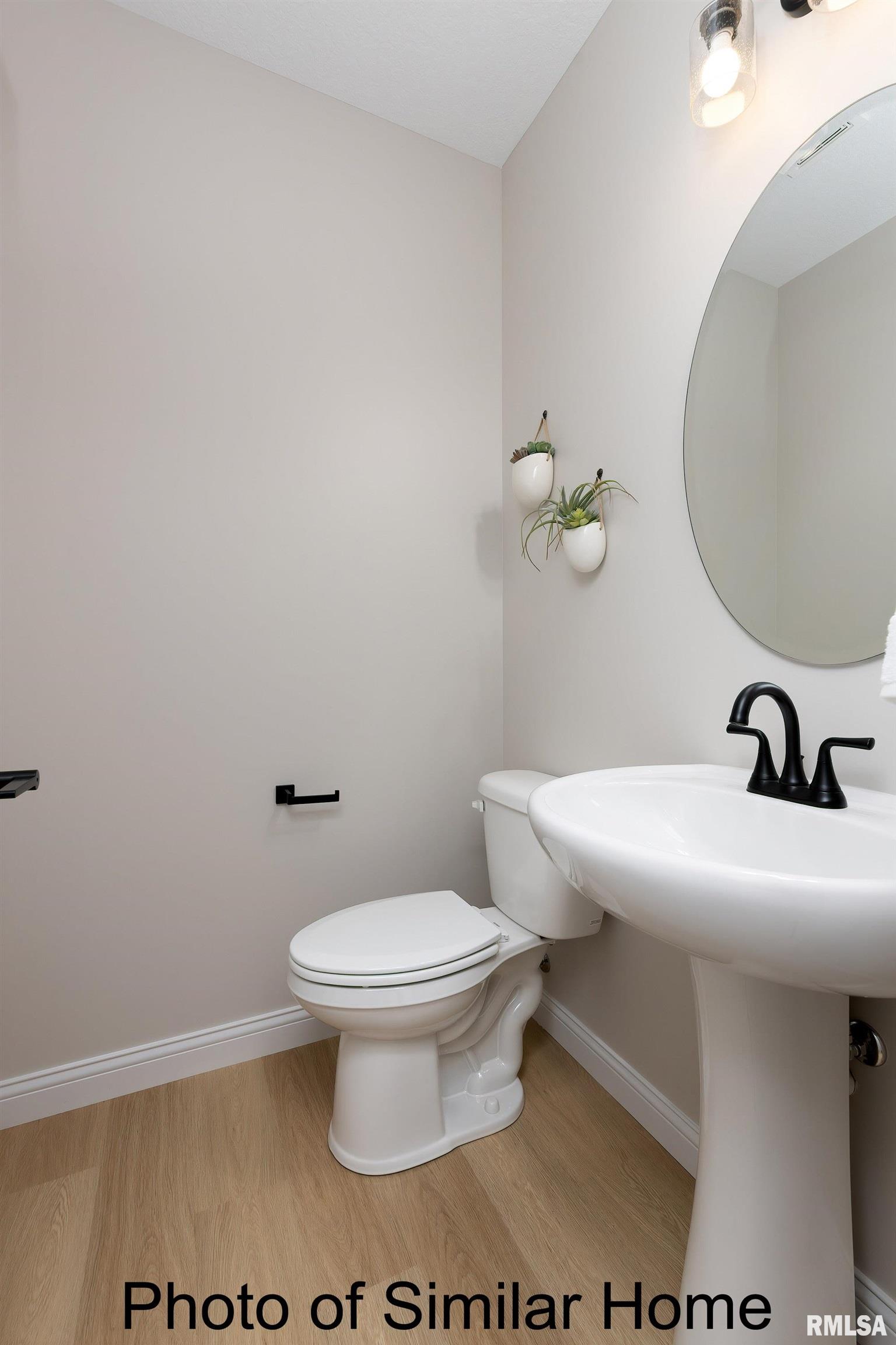3808 Orchard Drive, Bettendorf, Iowa image 15