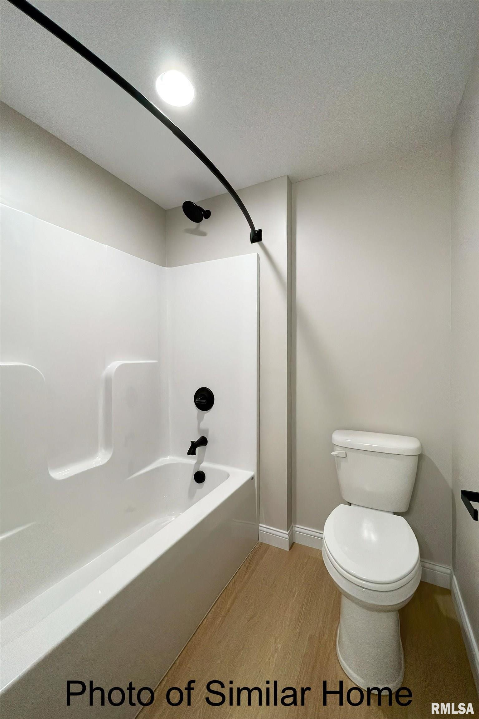 3808 Orchard Drive, Bettendorf, Iowa image 30