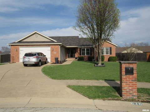 Homes For Sale - 616 Garden Court<br/> Sangamon County, Chatham, IL 62629