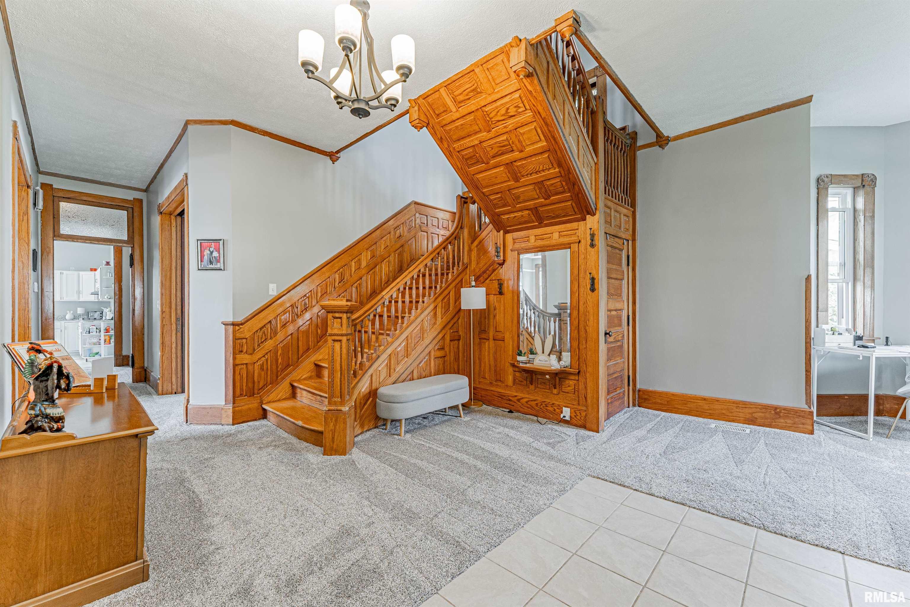 221 N Union Street, Lincoln, Illinois image 6
