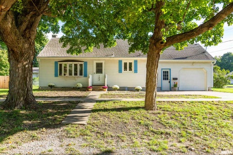 Homes For Sale - 103 NW Jefferson Street<br/> Tazewell County, Hopedale, IL 61747