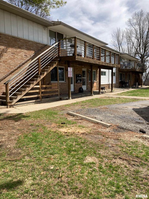 Apartment For Rent - 212 E Oak Cliff Court #1<br/> Peoria County, Peoria, IL 61614