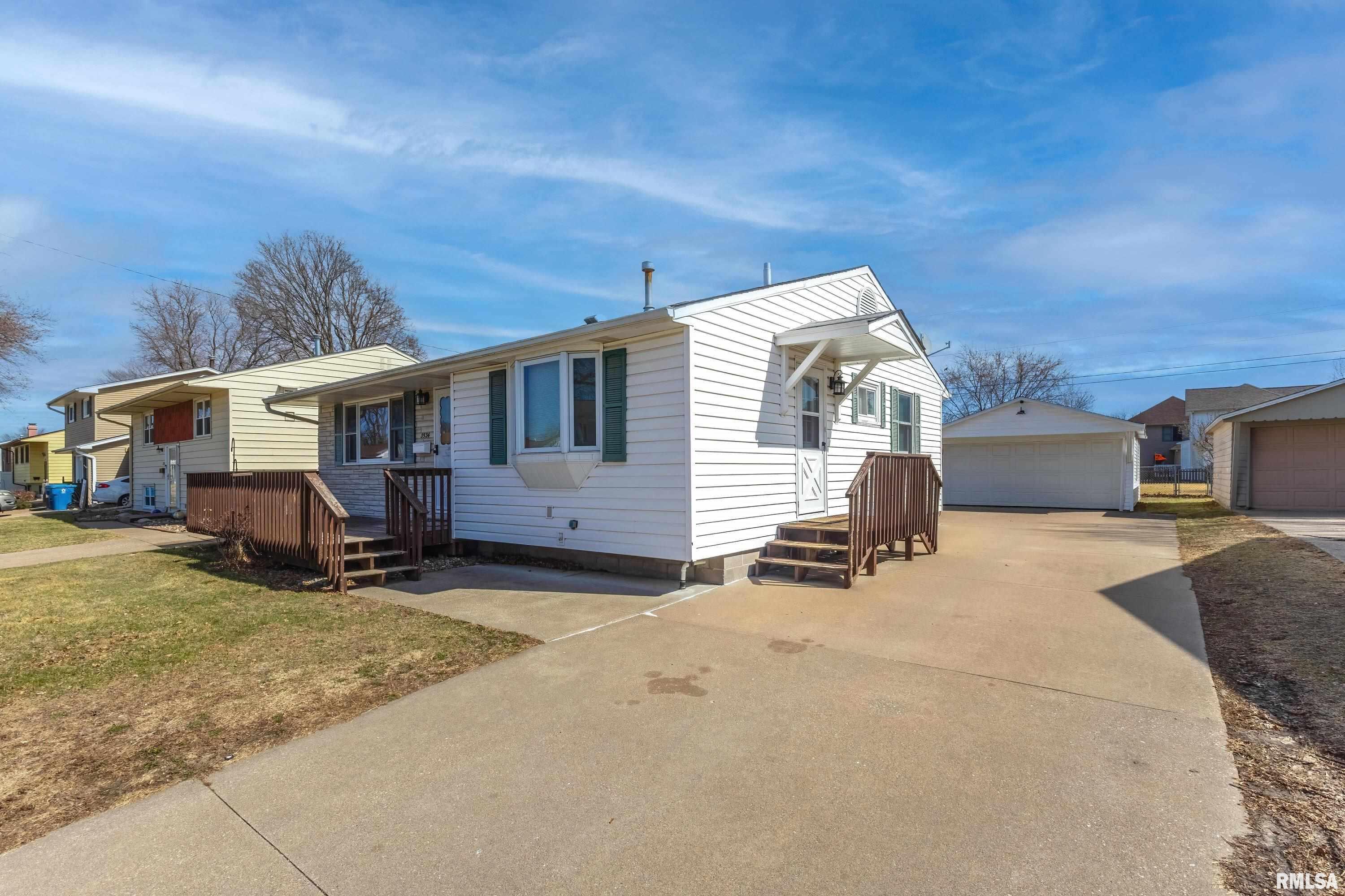 3534 4th Street, East Moline, Illinois image 2