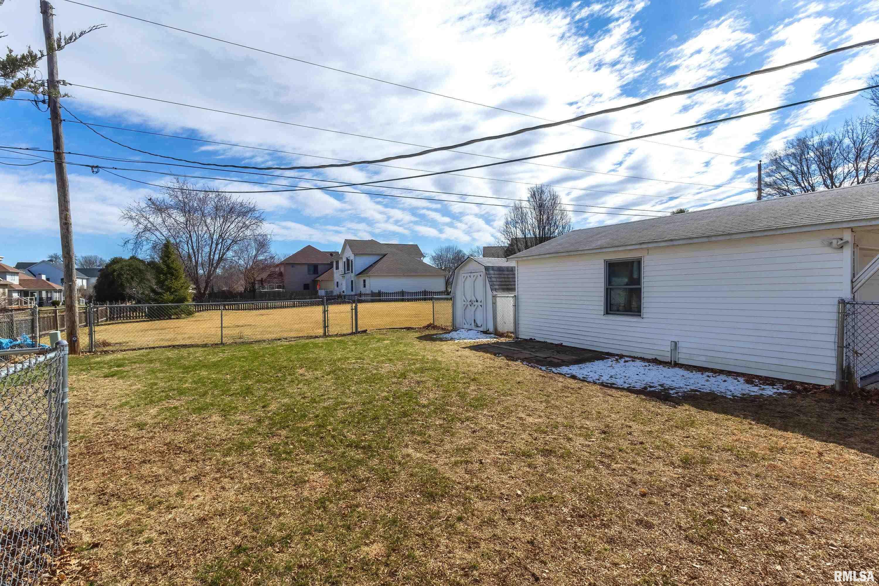 3534 4th Street, East Moline, Illinois image 29