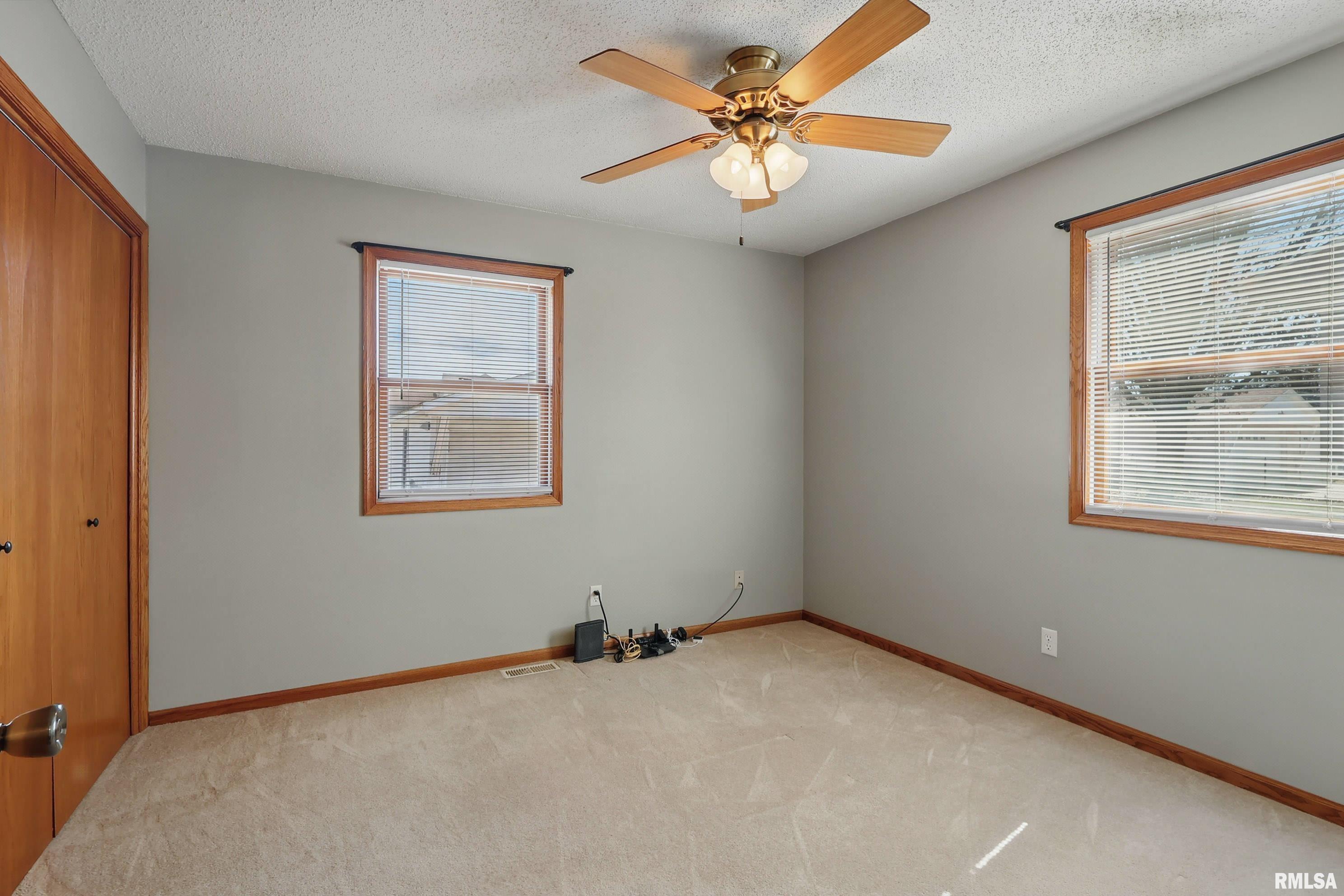 3534 4th Street, East Moline, Illinois image 13