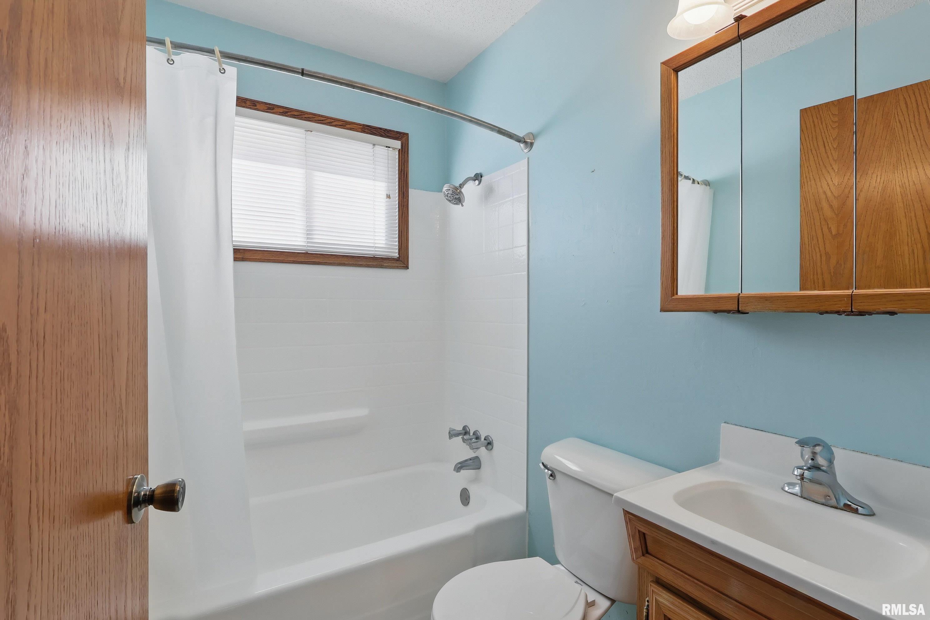 3534 4th Street, East Moline, Illinois image 11