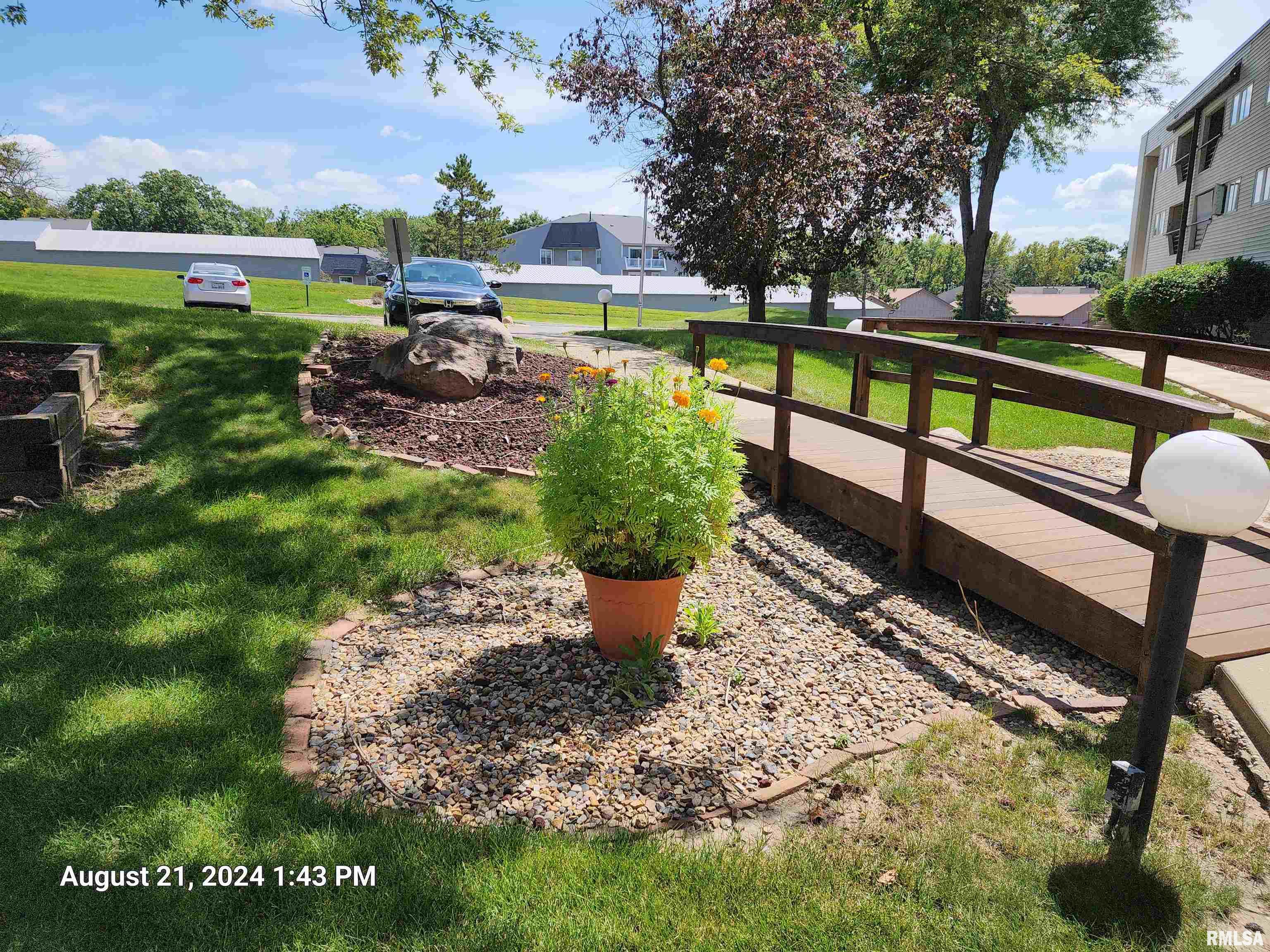 2701 W Willowlake Drive #69, Peoria, Illinois image 3