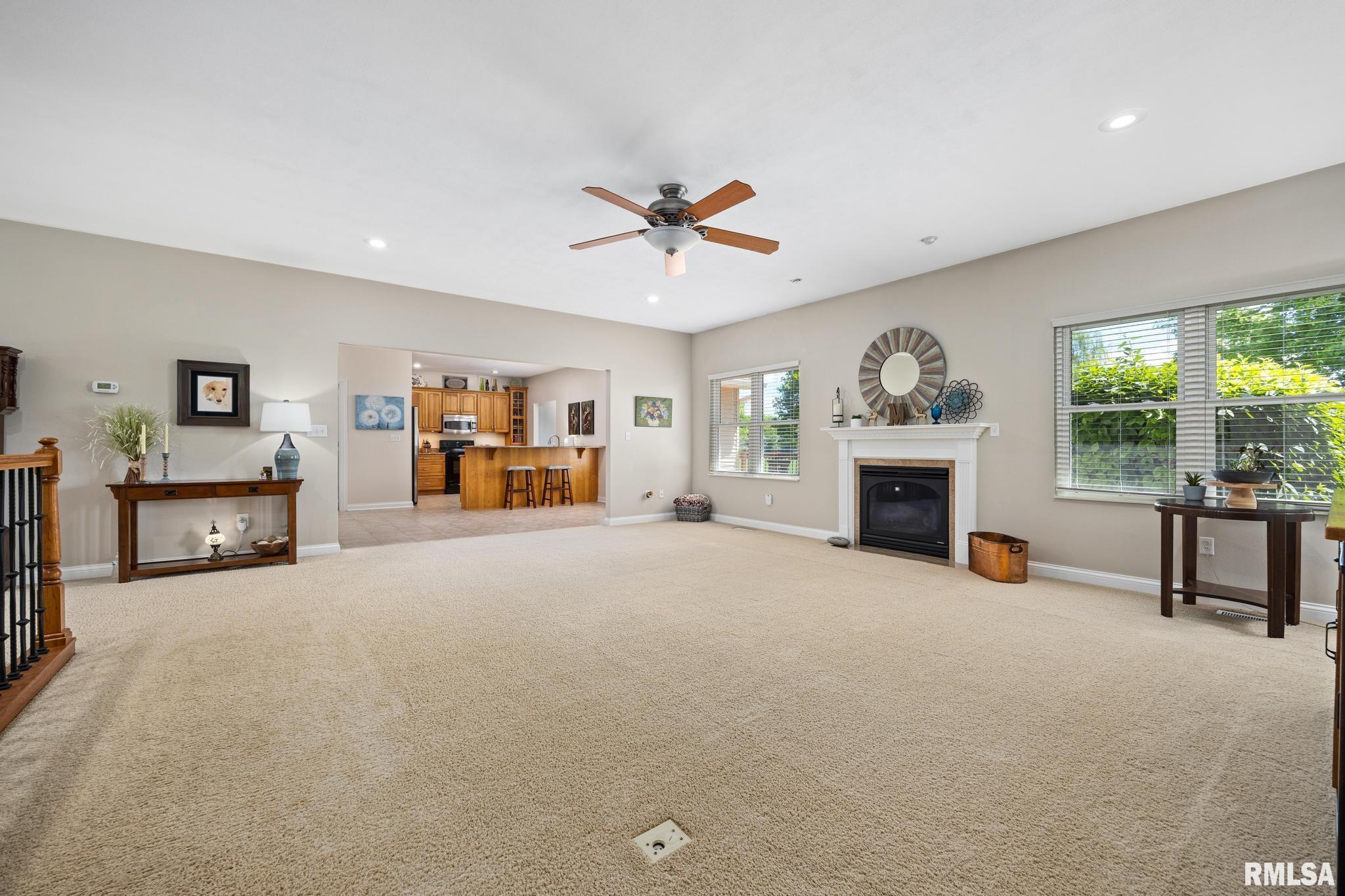 8008 W Thorngate Drive, Mapleton, Illinois image 8