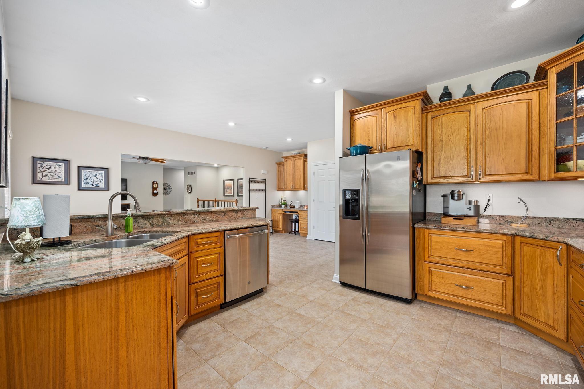 8008 W Thorngate Drive, Mapleton, Illinois image 13