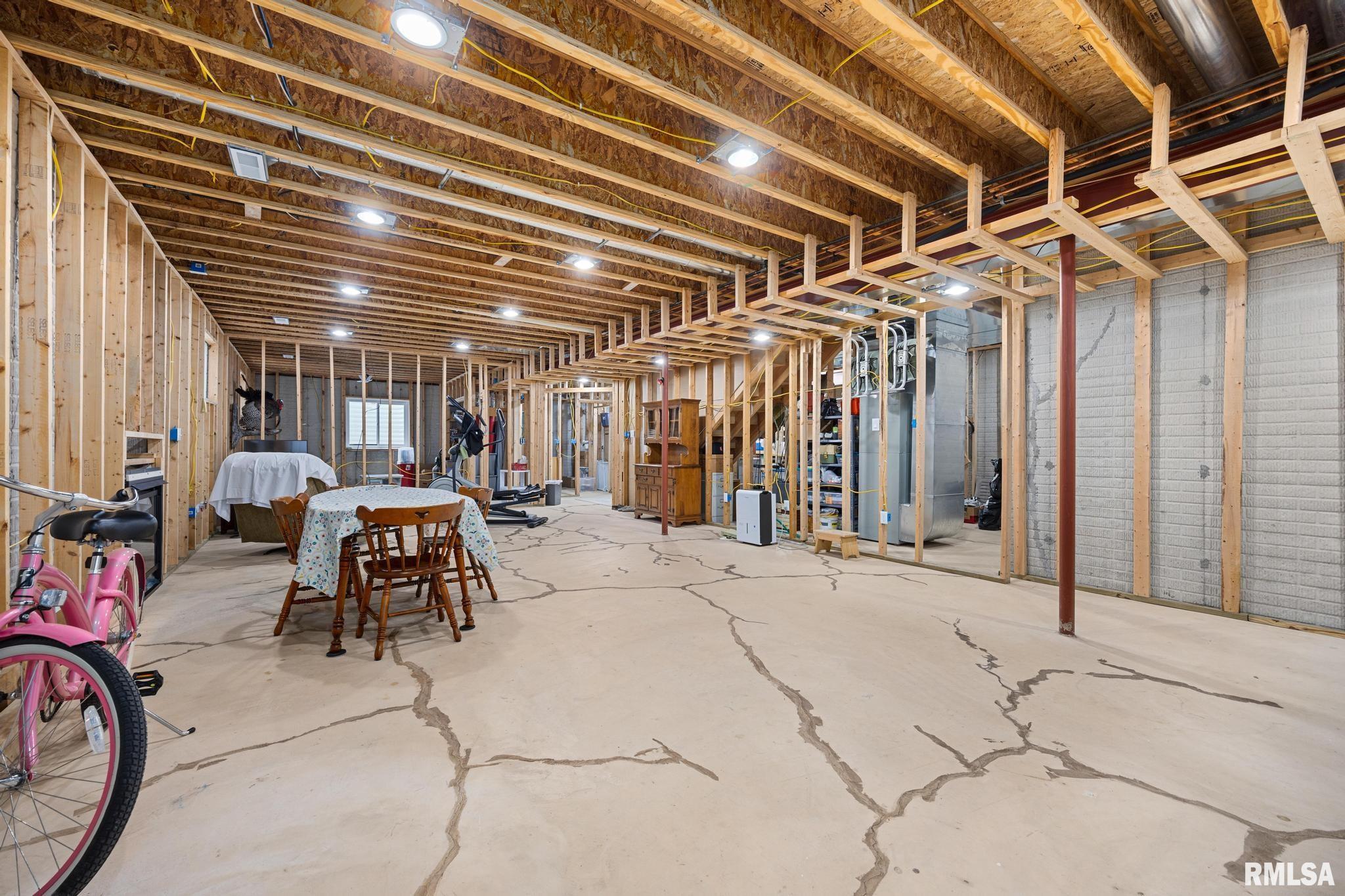 8008 W Thorngate Drive, Mapleton, Illinois image 30
