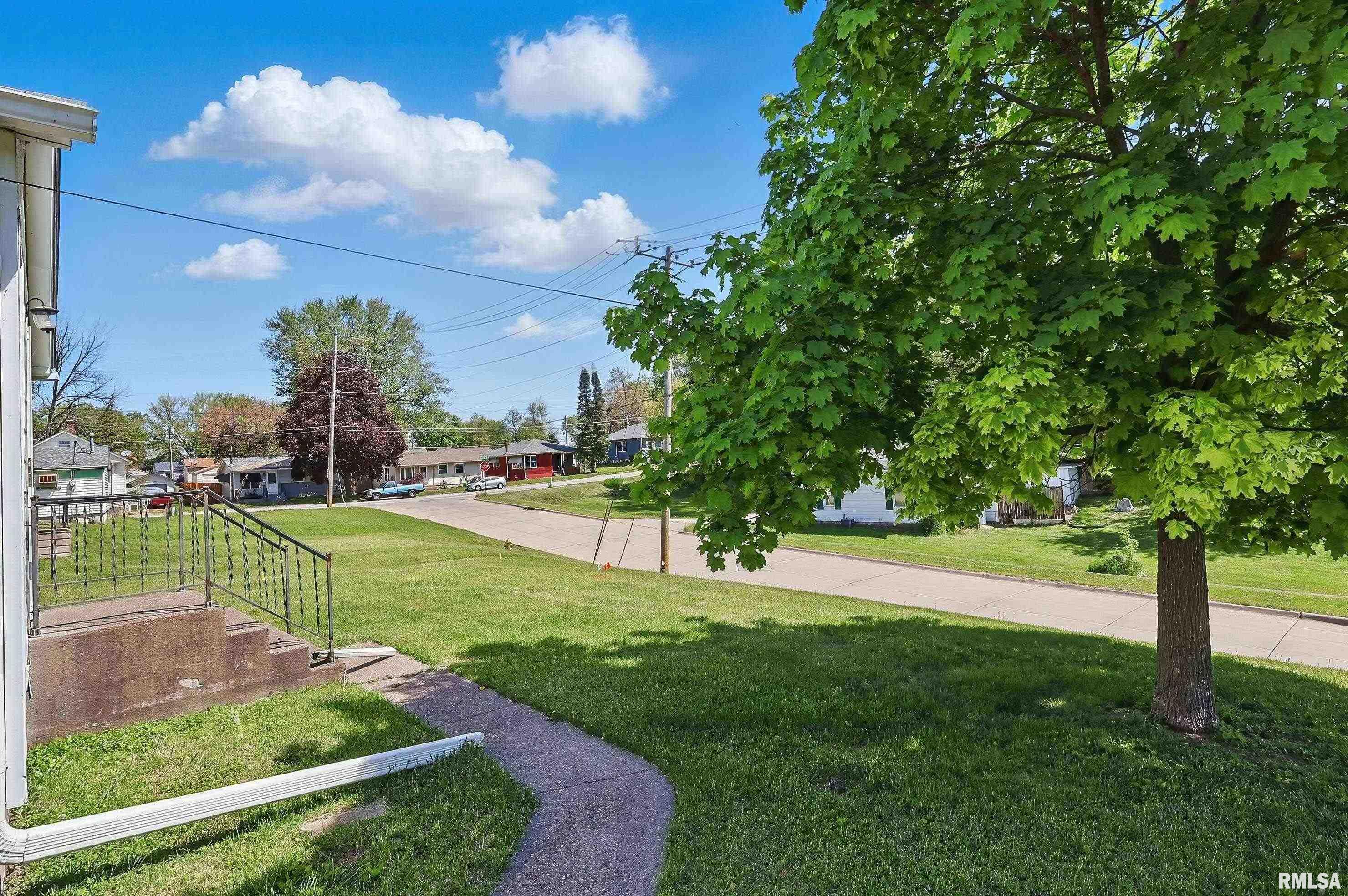 930 Ten Plus Street, Bettendorf, Iowa image 18
