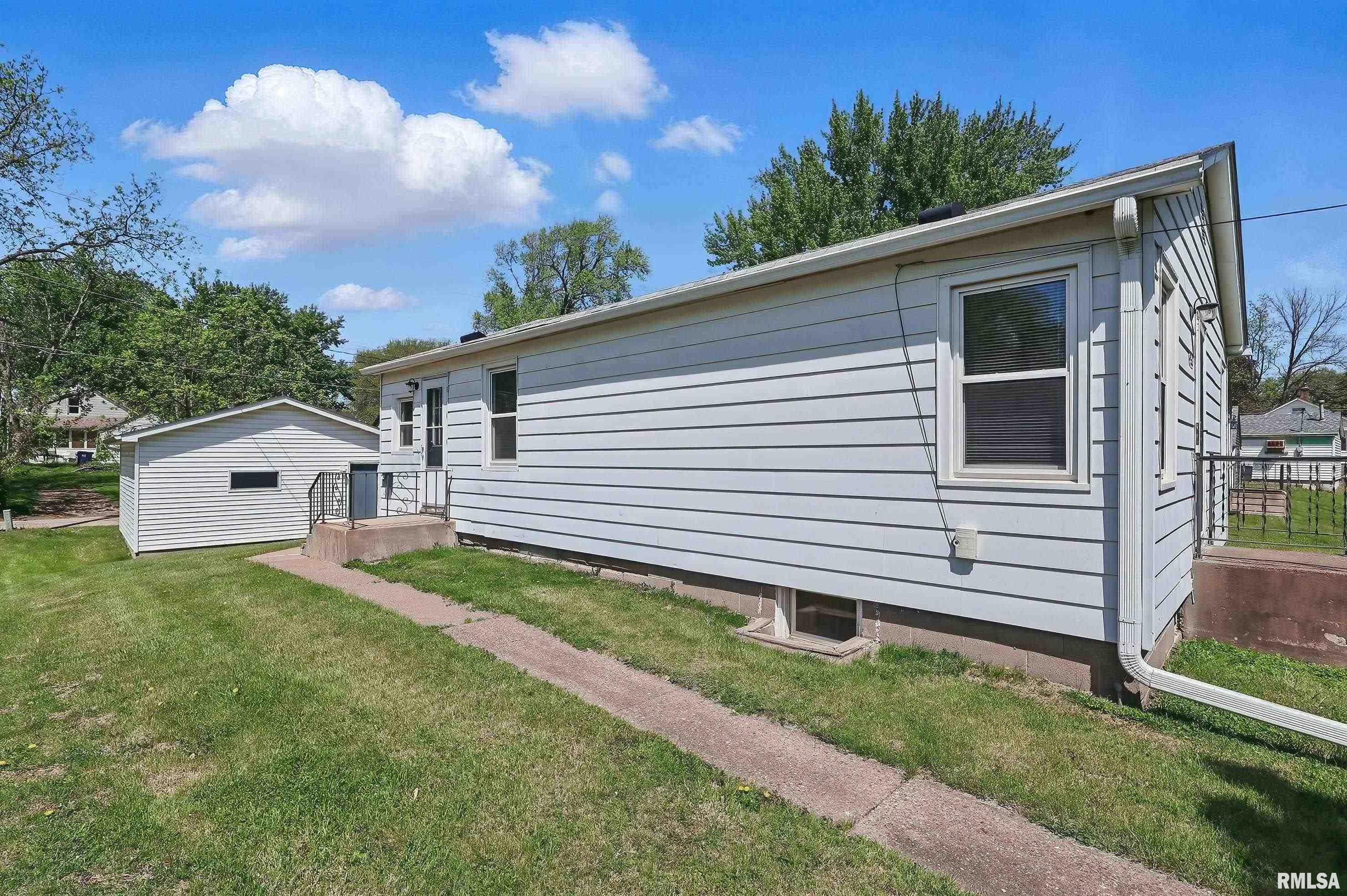 930 Ten Plus Street, Bettendorf, Iowa image 19