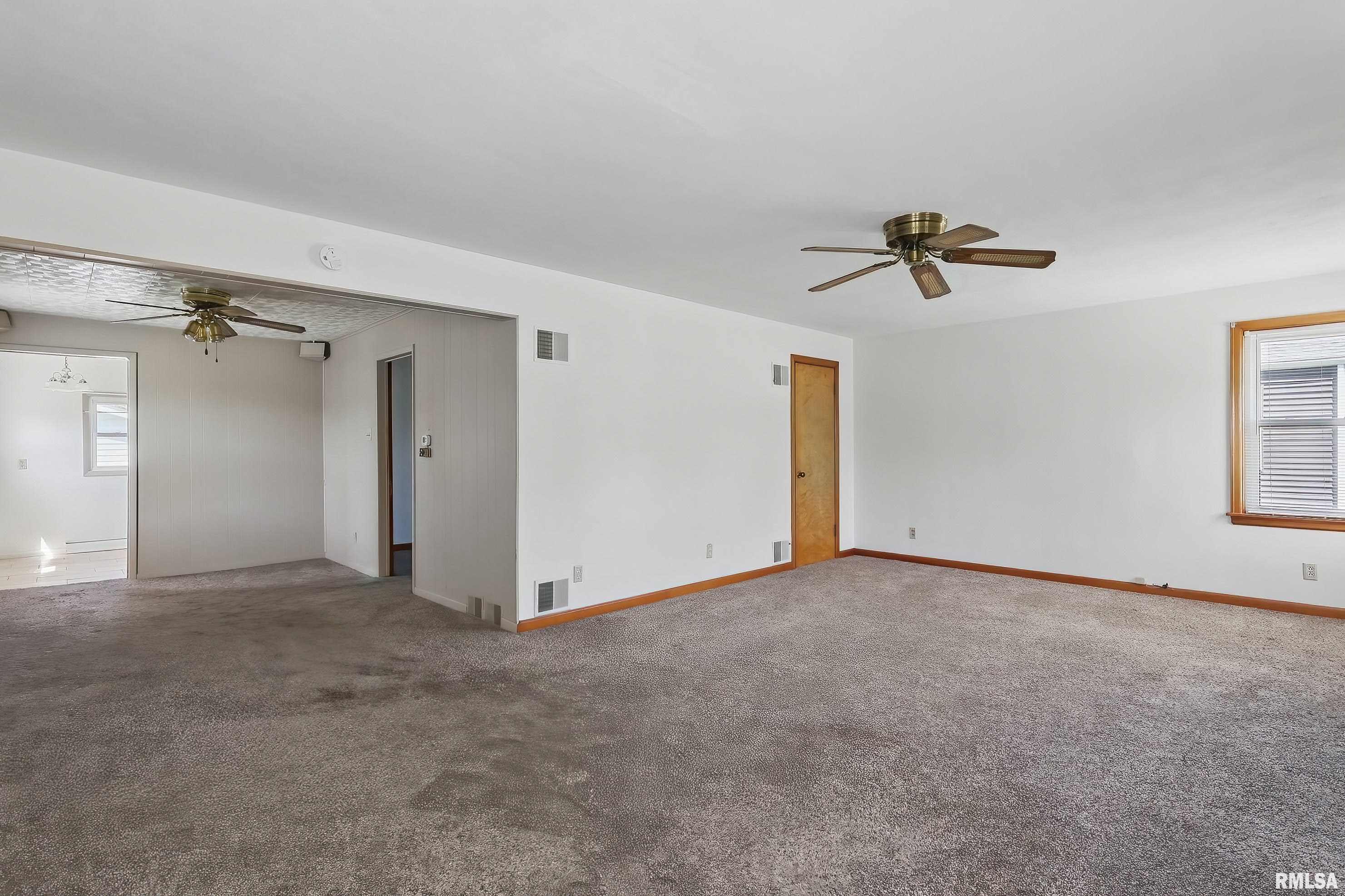 930 Ten Plus Street, Bettendorf, Iowa image 12