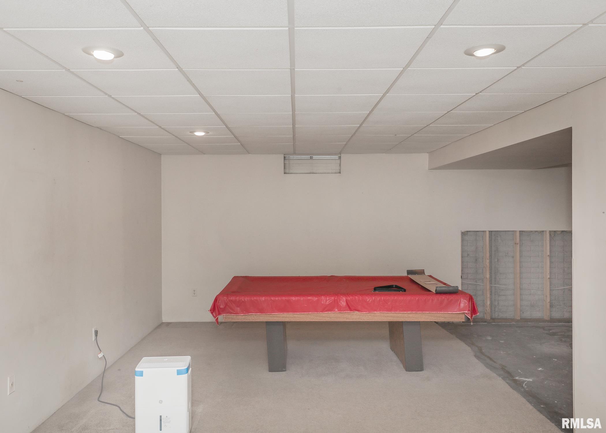 4760 Apple Valley Drive, Bettendorf, Iowa image 31