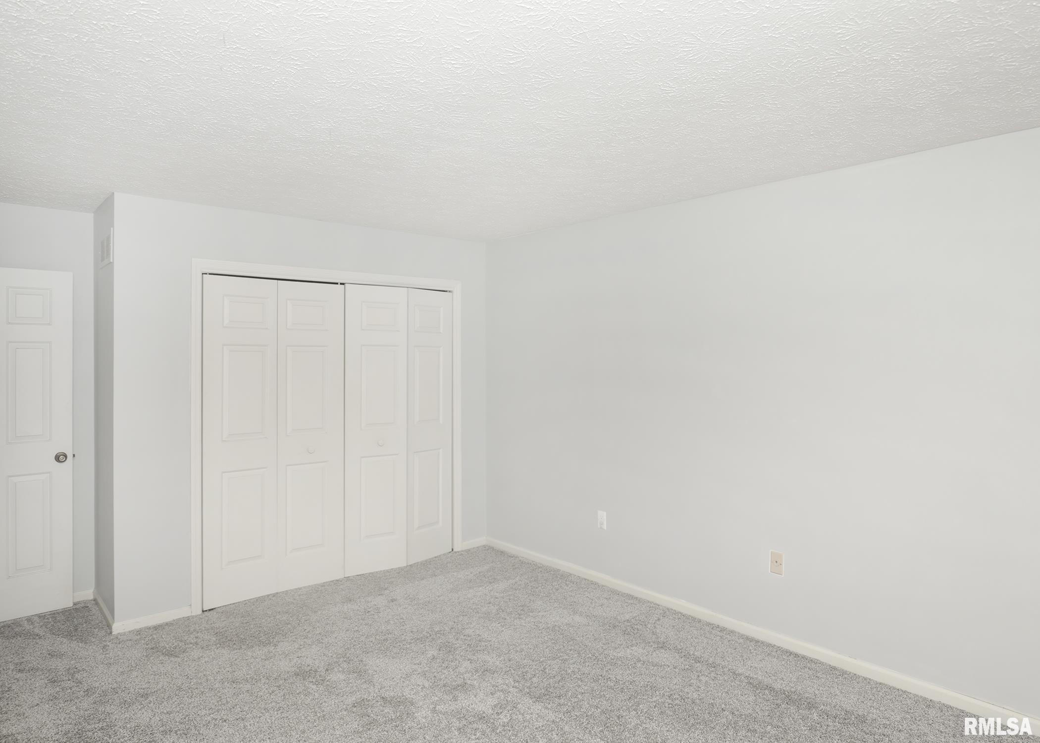 4760 Apple Valley Drive, Bettendorf, Iowa image 26