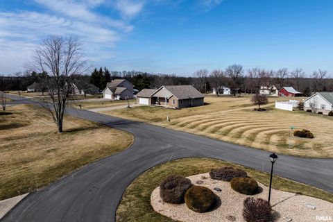 Homes For Sale - 1433 Hemingway Drive<br/> Quincy, IL 62305