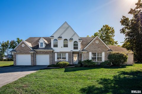 Homes For Sale - 1713 Castleberry Drive<br/> Marion, IL 62959