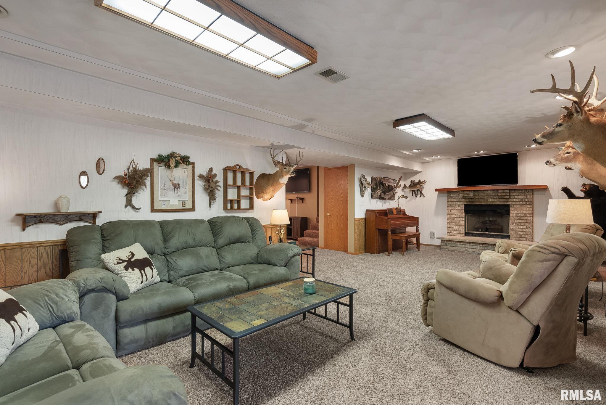 1303 Lakeside Court, Port Byron, Illinois image 41