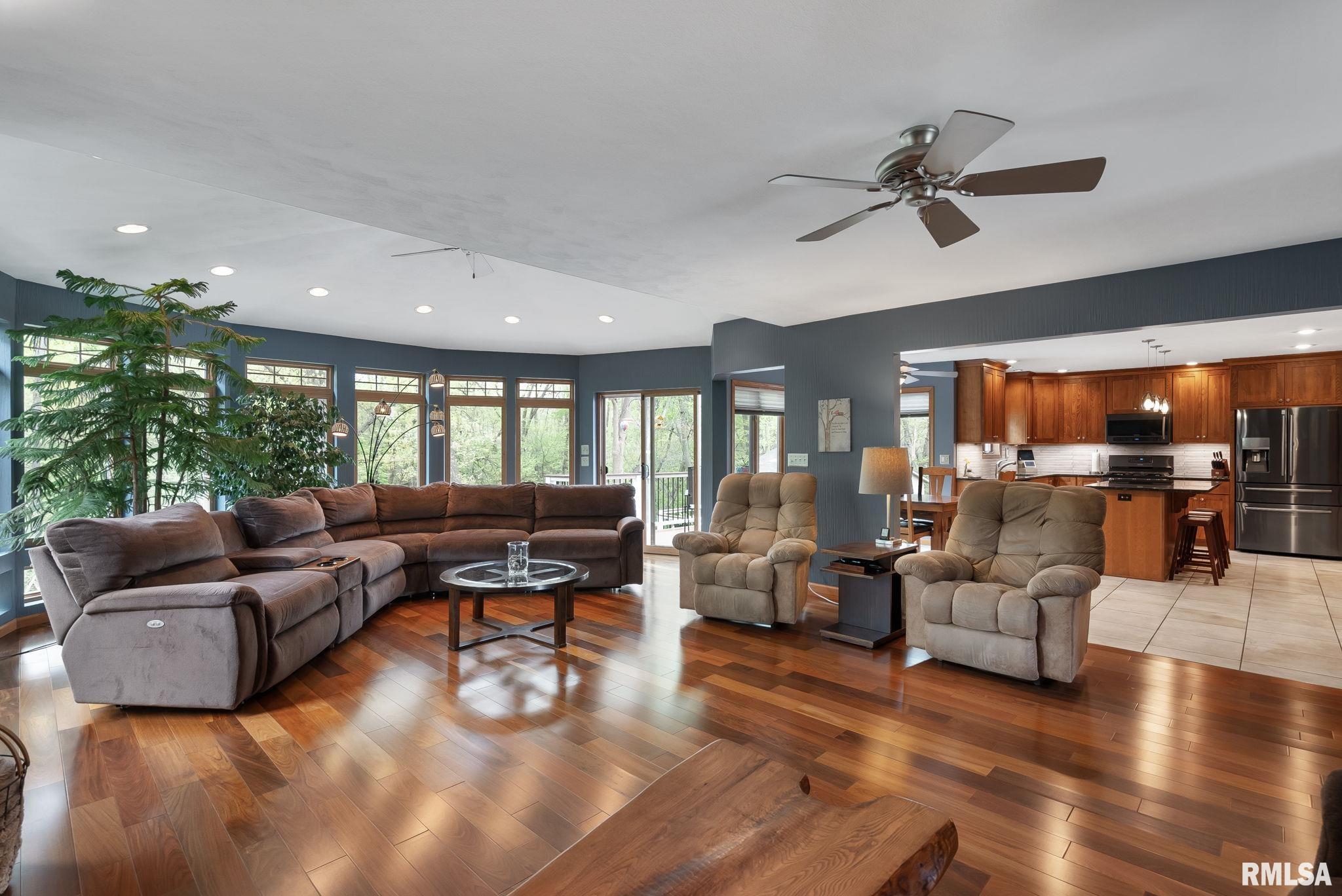 1303 Lakeside Court, Port Byron, Illinois image 12