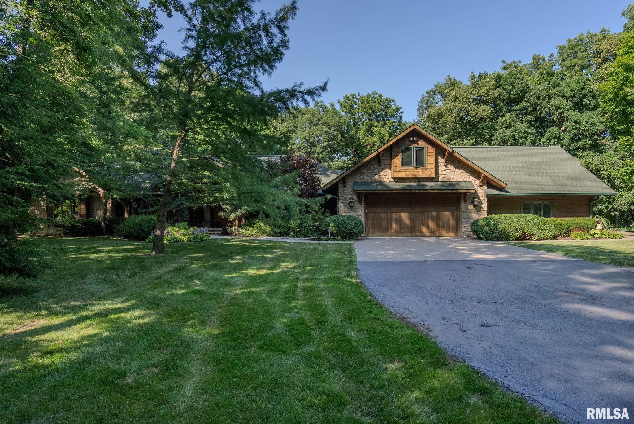 7 Autumn Creek Drive, Coal Valley, Illinois image 1