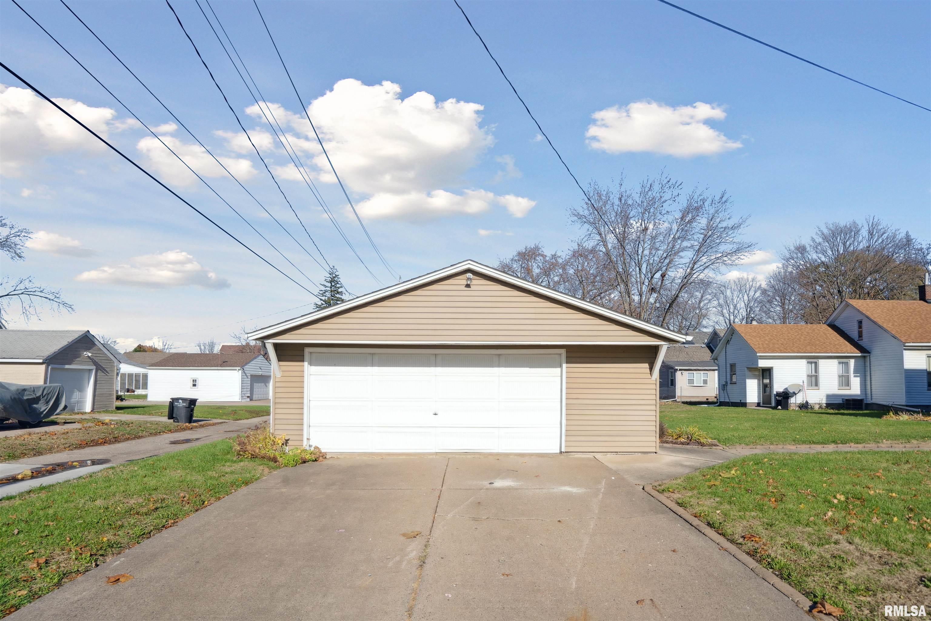 1530 32nd Street, Rock Island, Illinois image 32