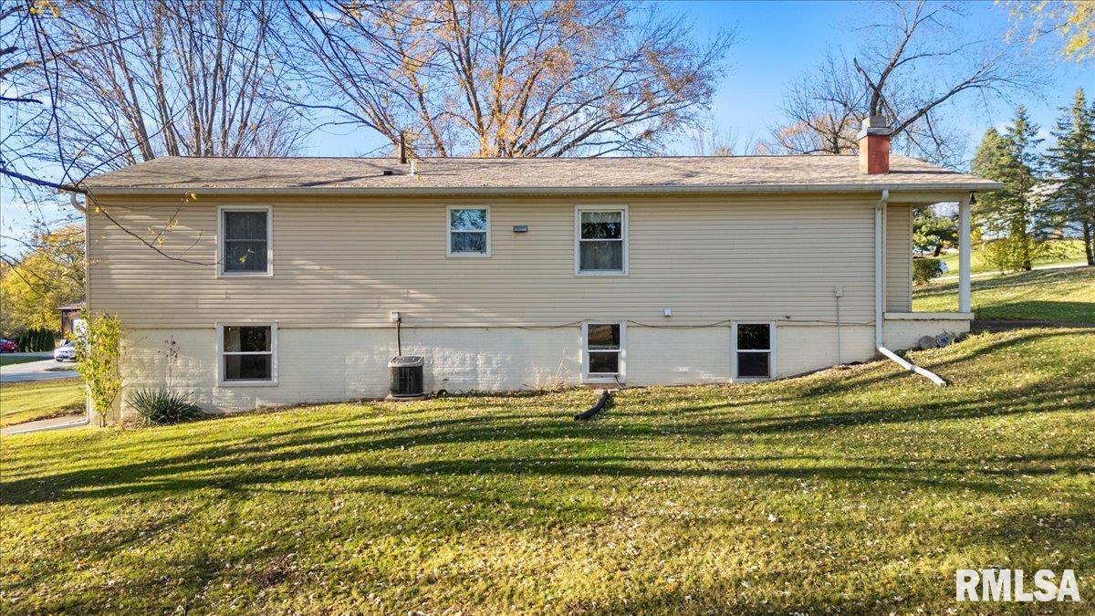 12 Bountiful Court, Bettendorf, Iowa image 8