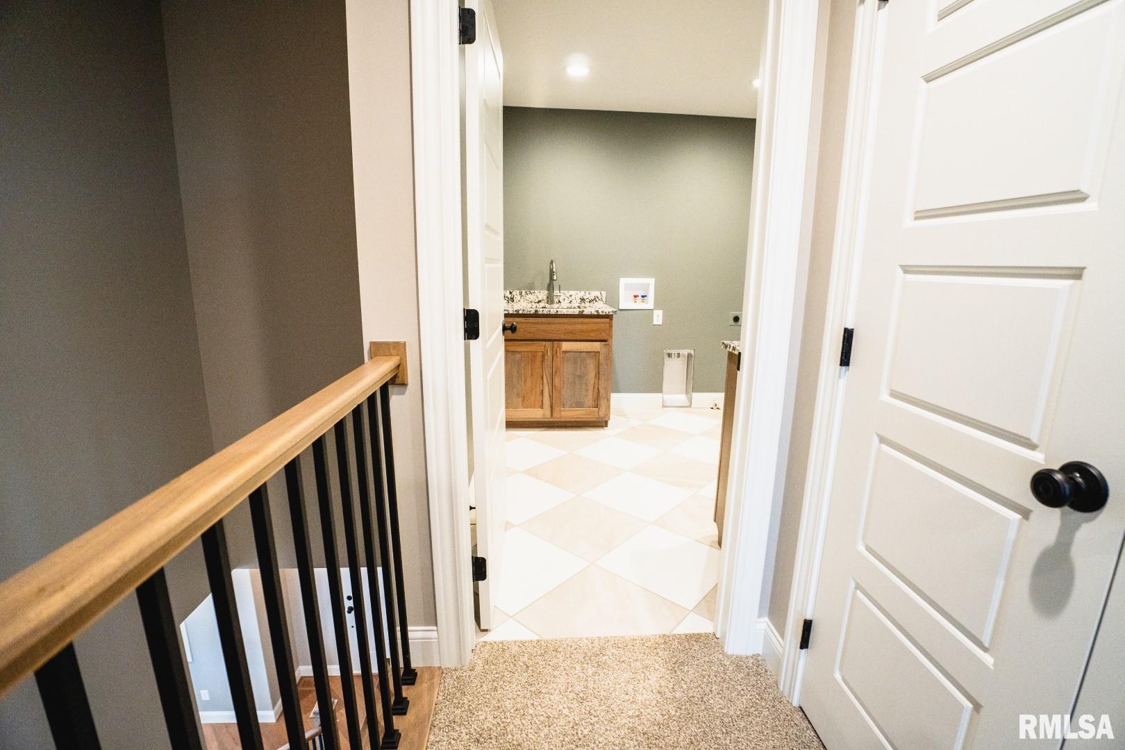 6654 Meghan Avenue, Bettendorf, Iowa image 32