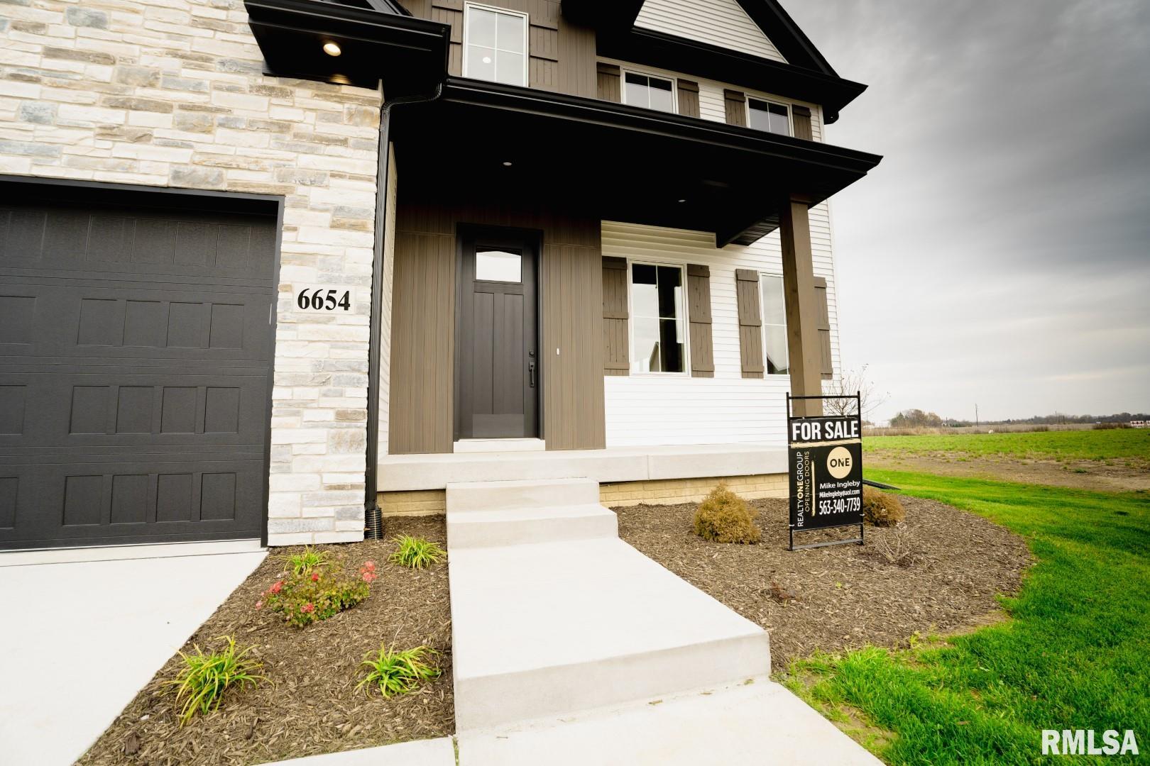 6654 Meghan Avenue, Bettendorf, Iowa image 9