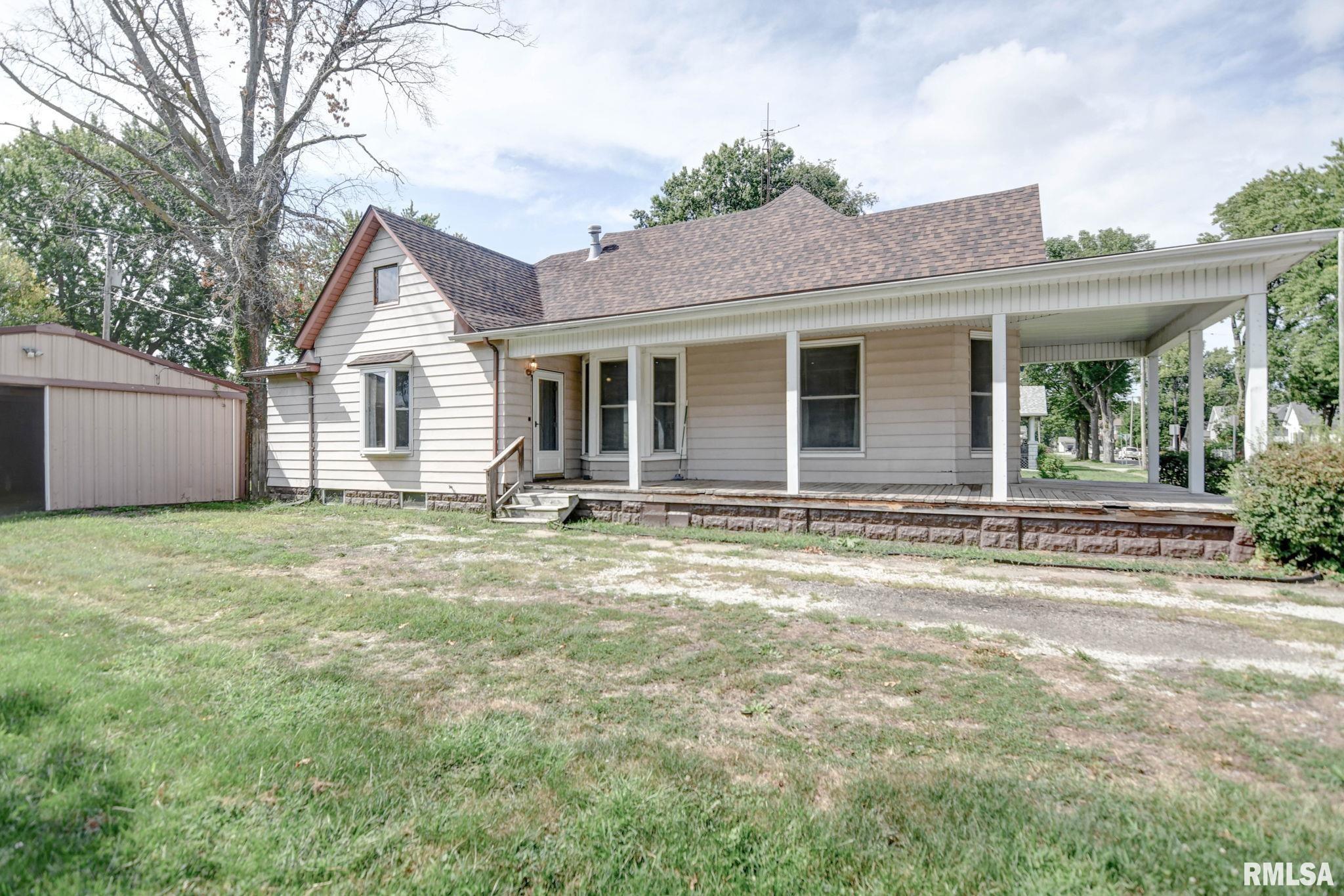 527 N Cottage Street, Taylorville, Illinois image 23