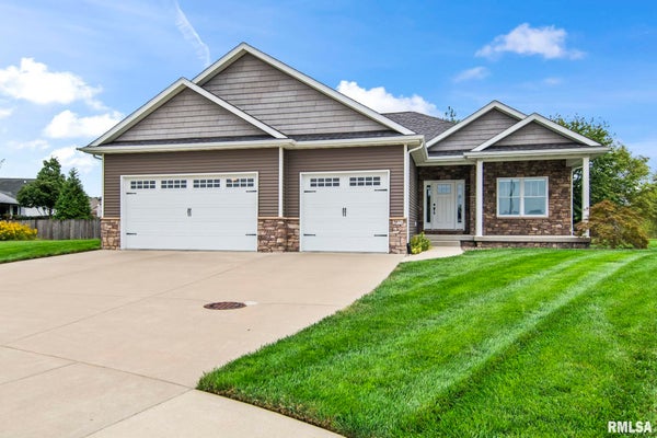 2820 WHITESIDE PL, SPRINGFIELD, IL 62711 - Image d2c59cbf38ff91bc668bb80997252c4f/827330046