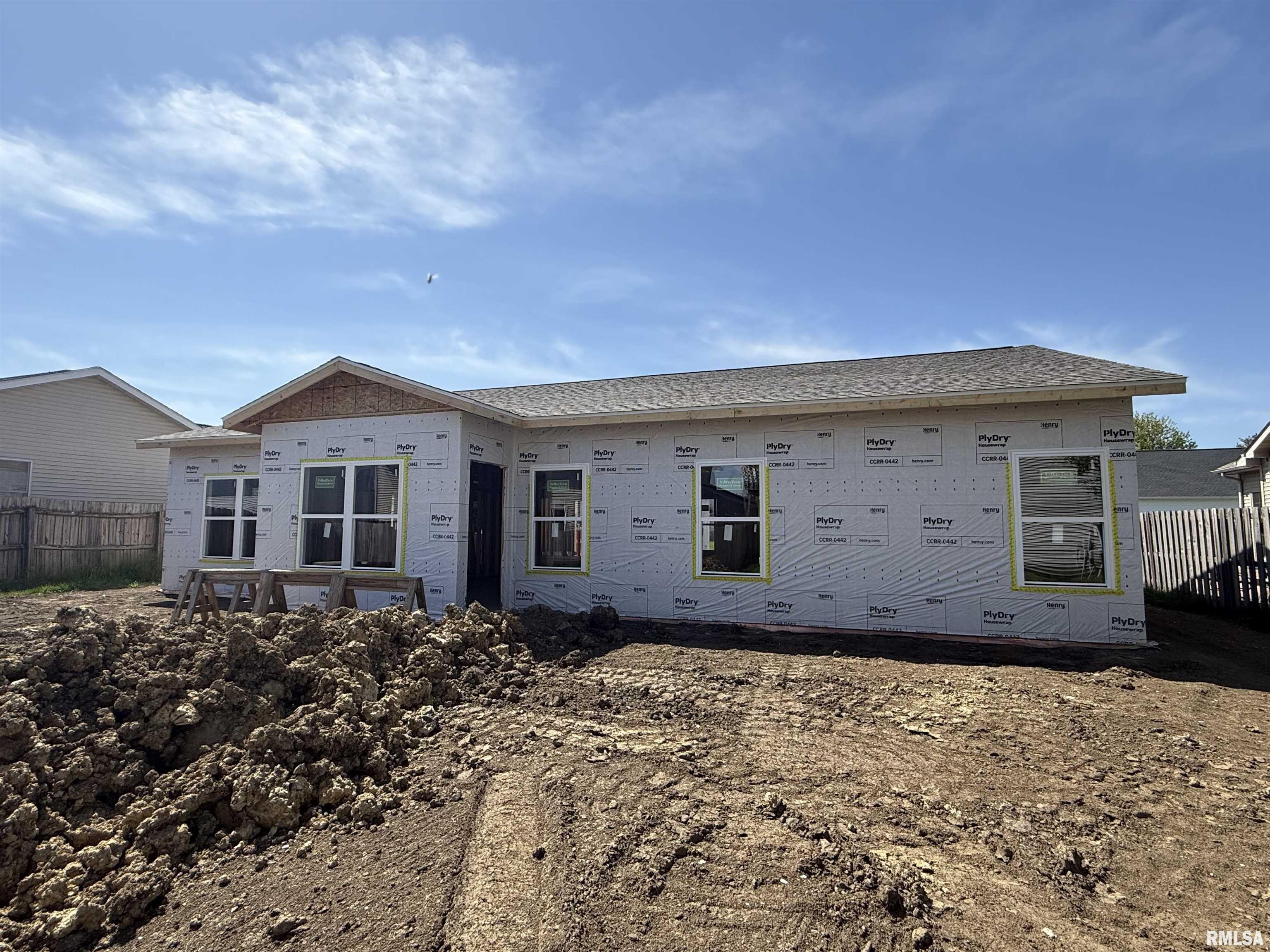 121 Argenta Drive, Springfield, Illinois image 2