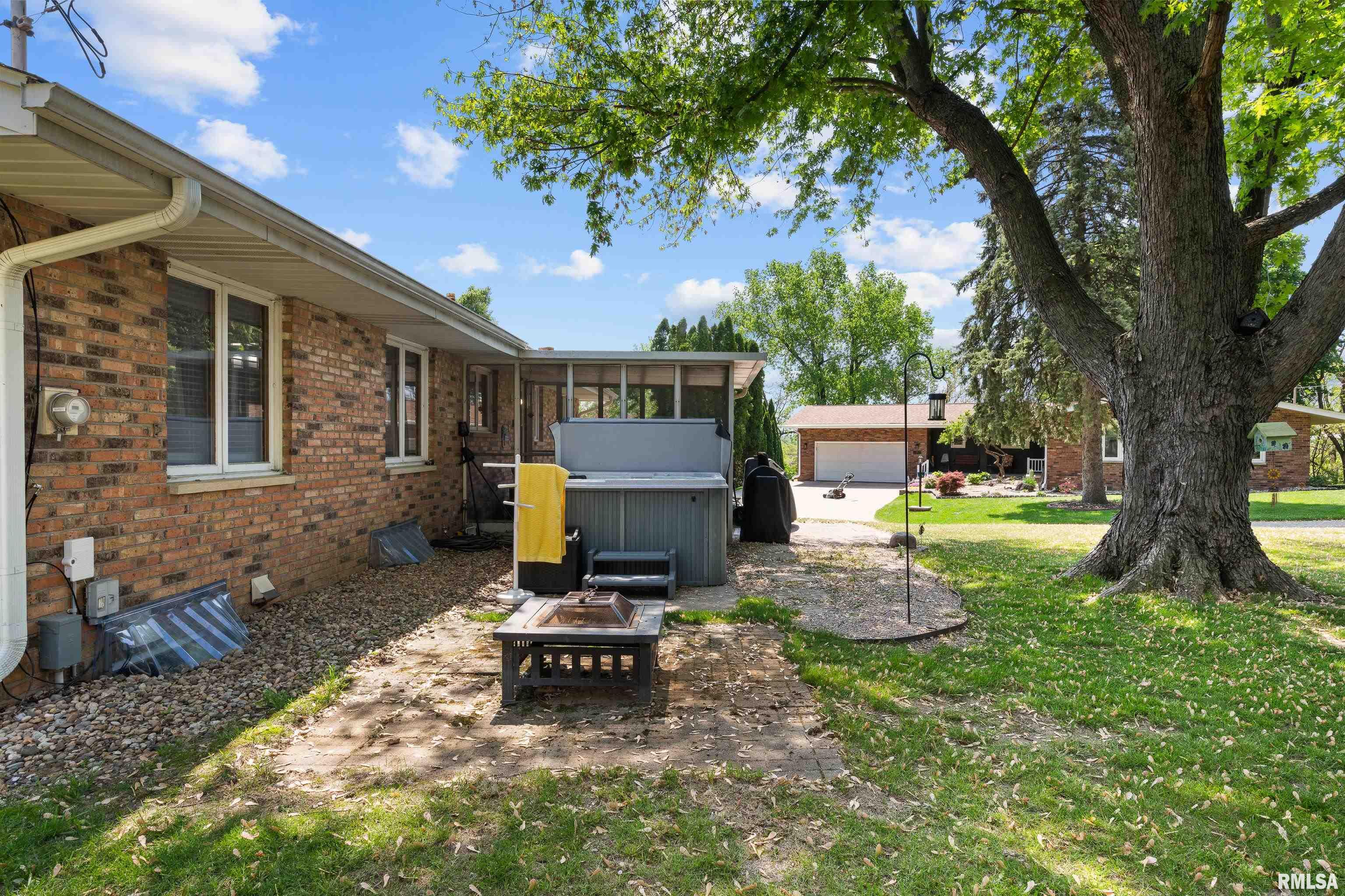 3567 49th Street, Moline, Illinois image 36