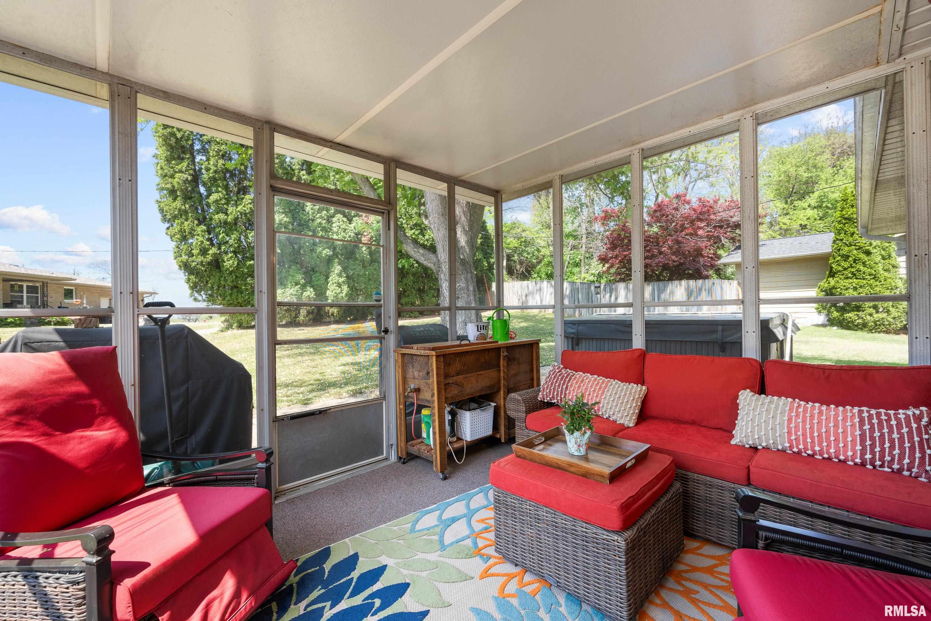 3567 49th Street, Moline, Illinois image 35