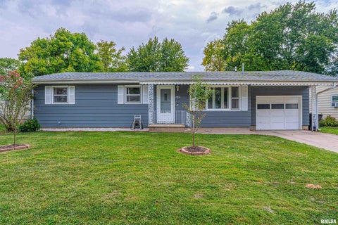 Homes For Sale - 1017 N Madison Street<br/> Lincoln, IL 62656