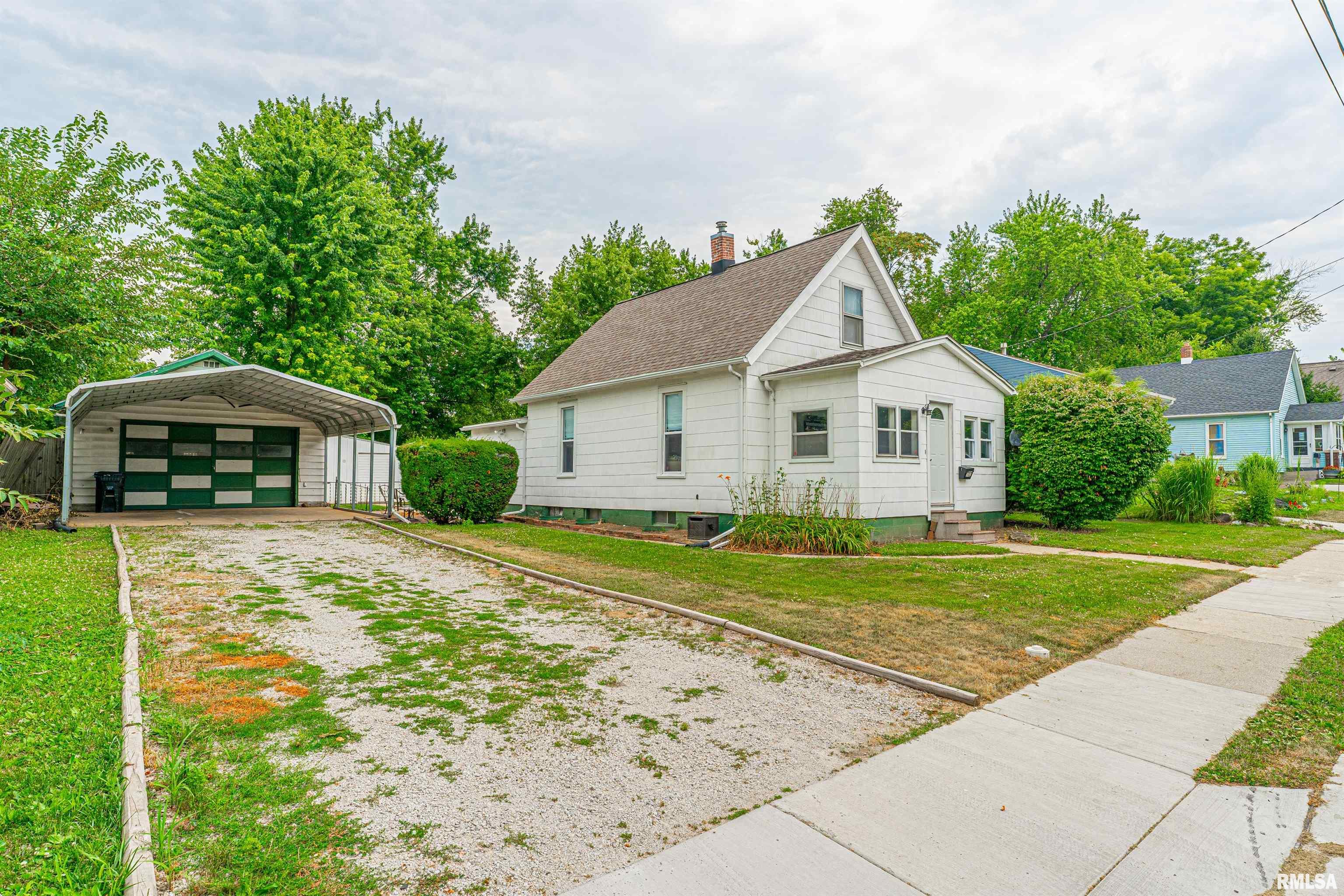 302 W GRAY Avenue