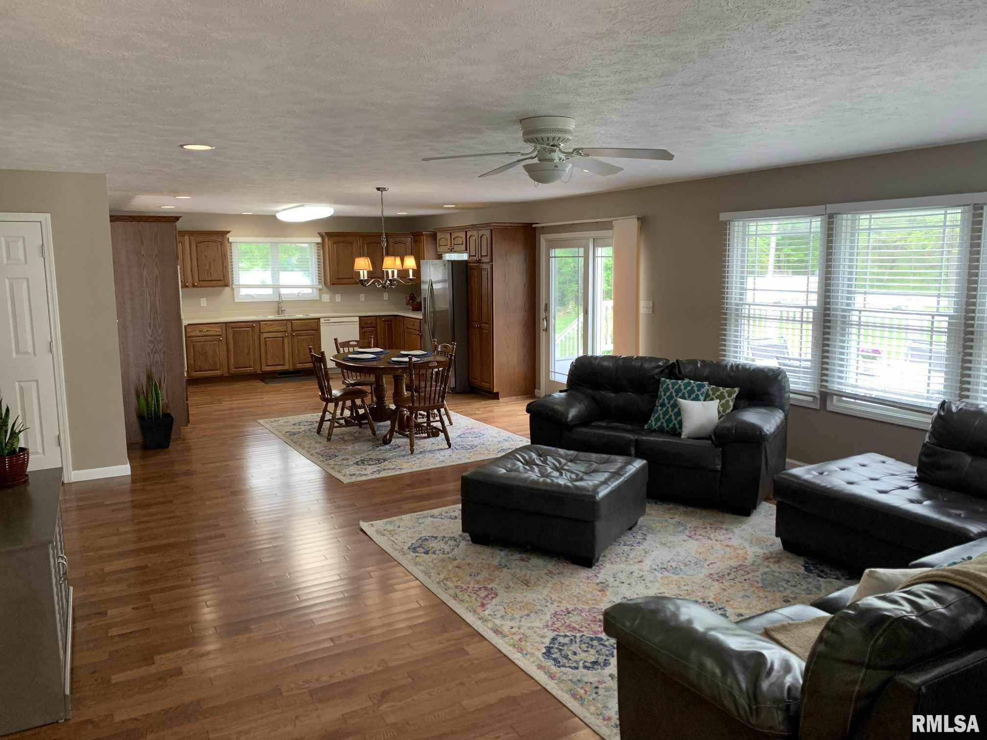 1626 Venable Street, Carterville, Illinois image 16