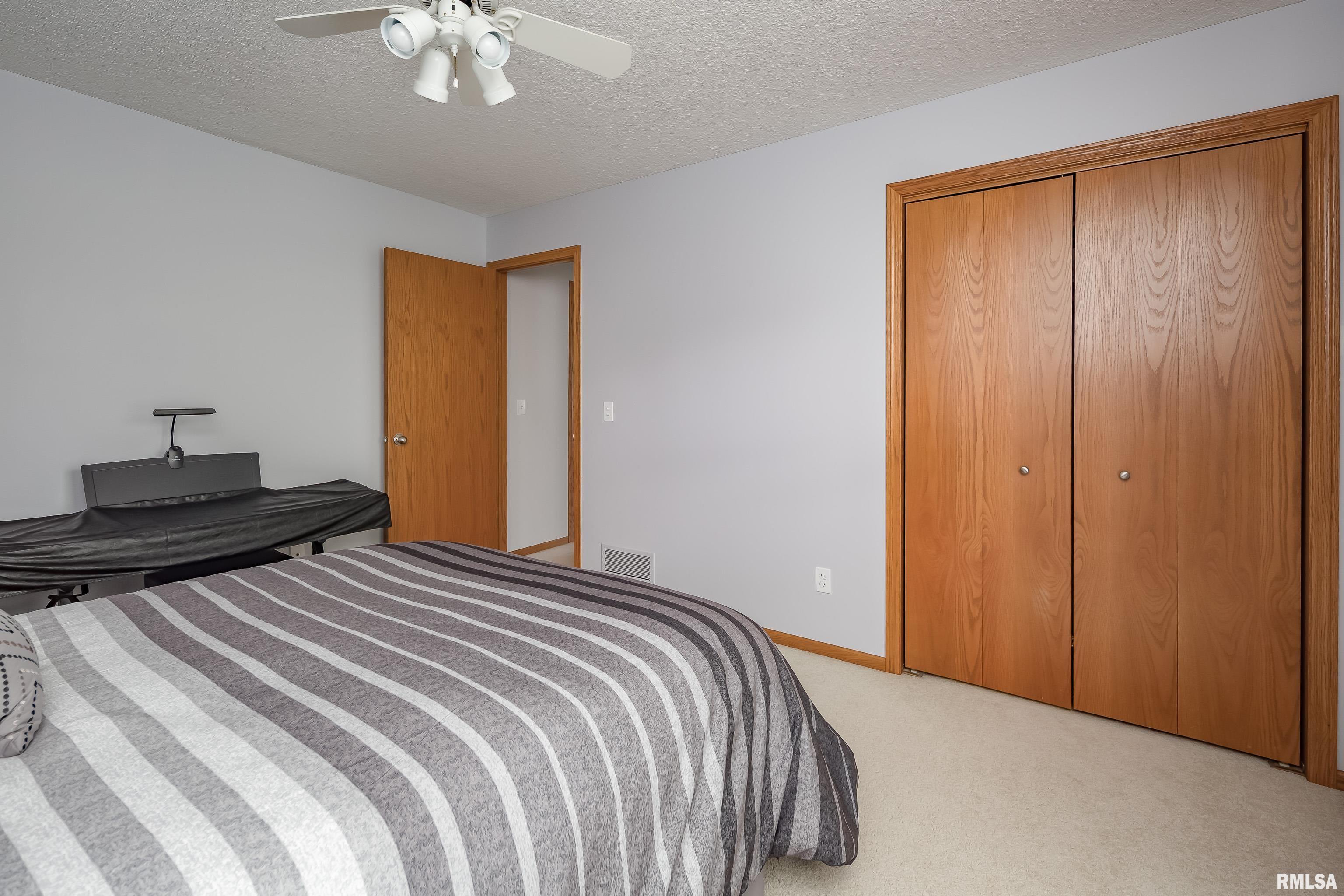 2883 48th Avenue, Bettendorf, Iowa image 22