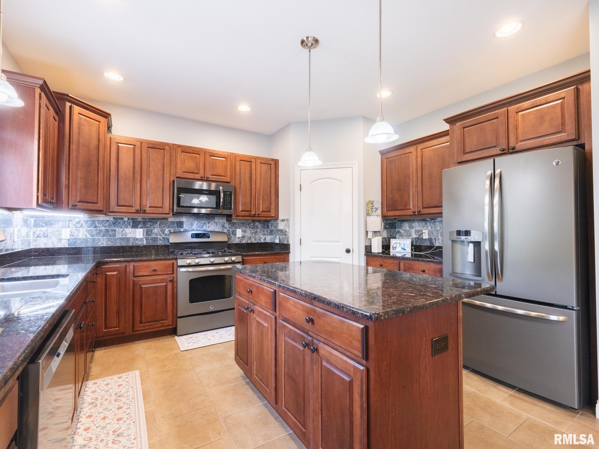 7115 W Lancaster Road, Peoria, Illinois image 8