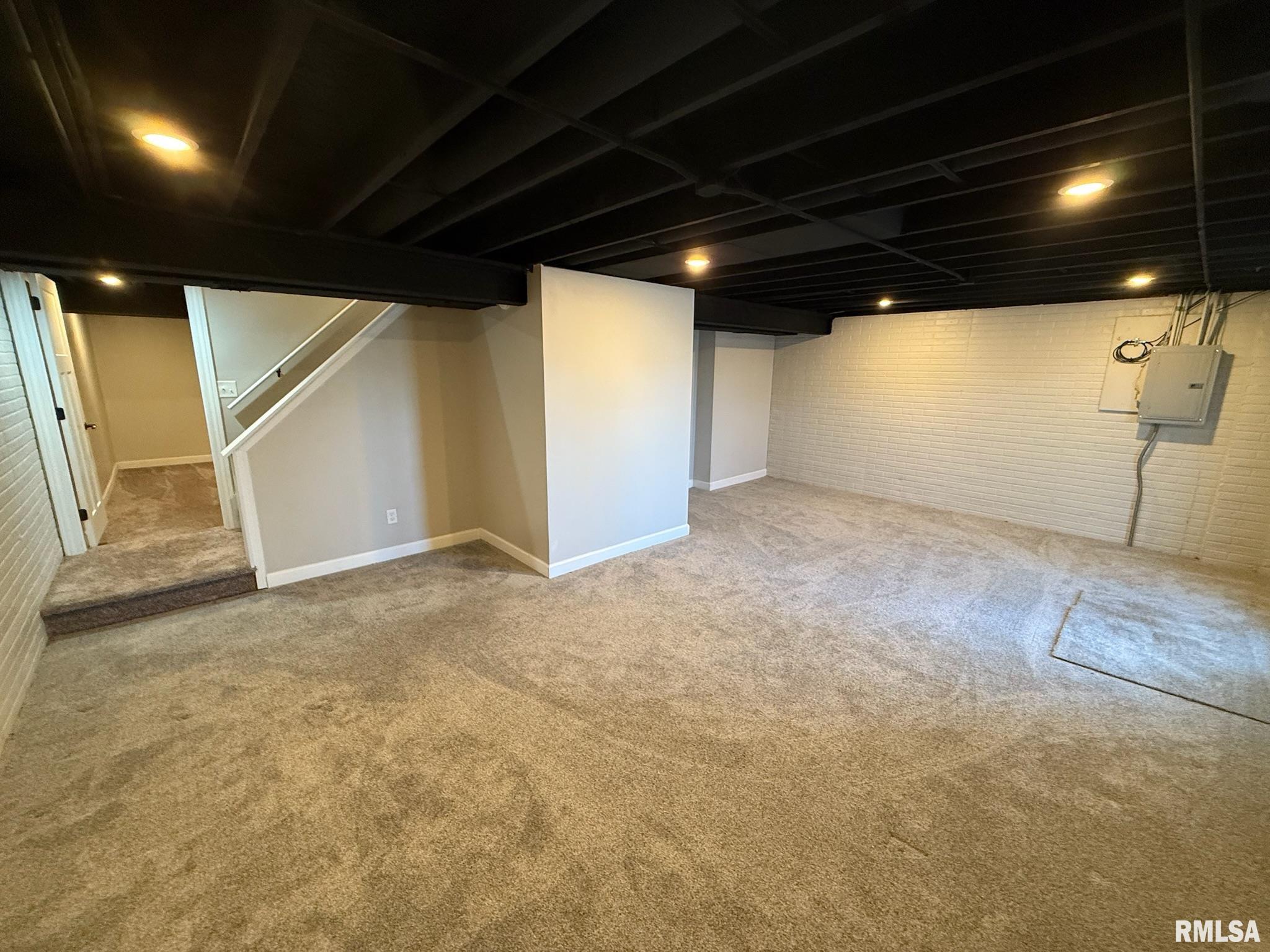 3713 Cedarwood Court, Bettendorf, Iowa image 15