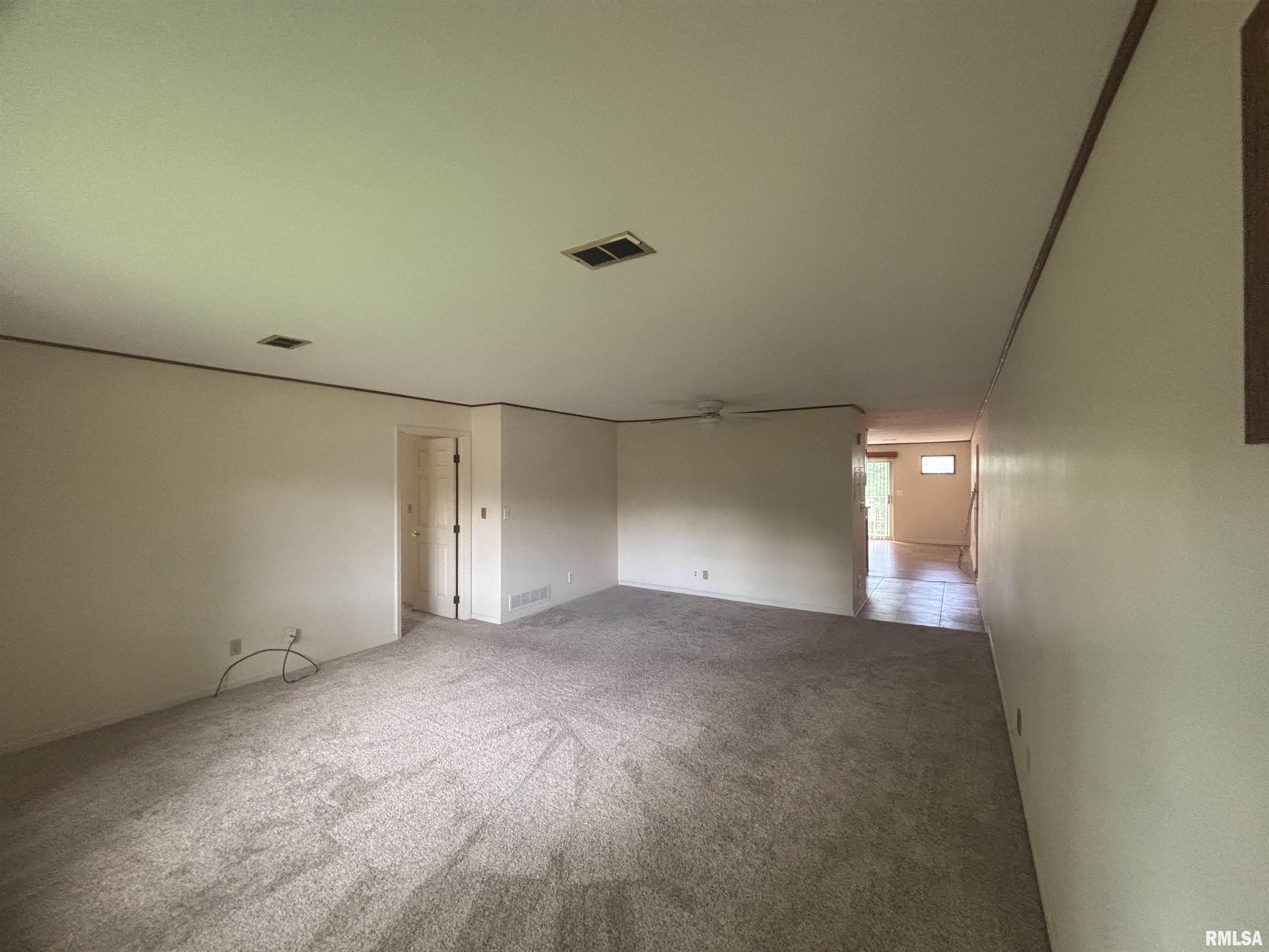 920 17th Street #28, Moline, Illinois image 4
