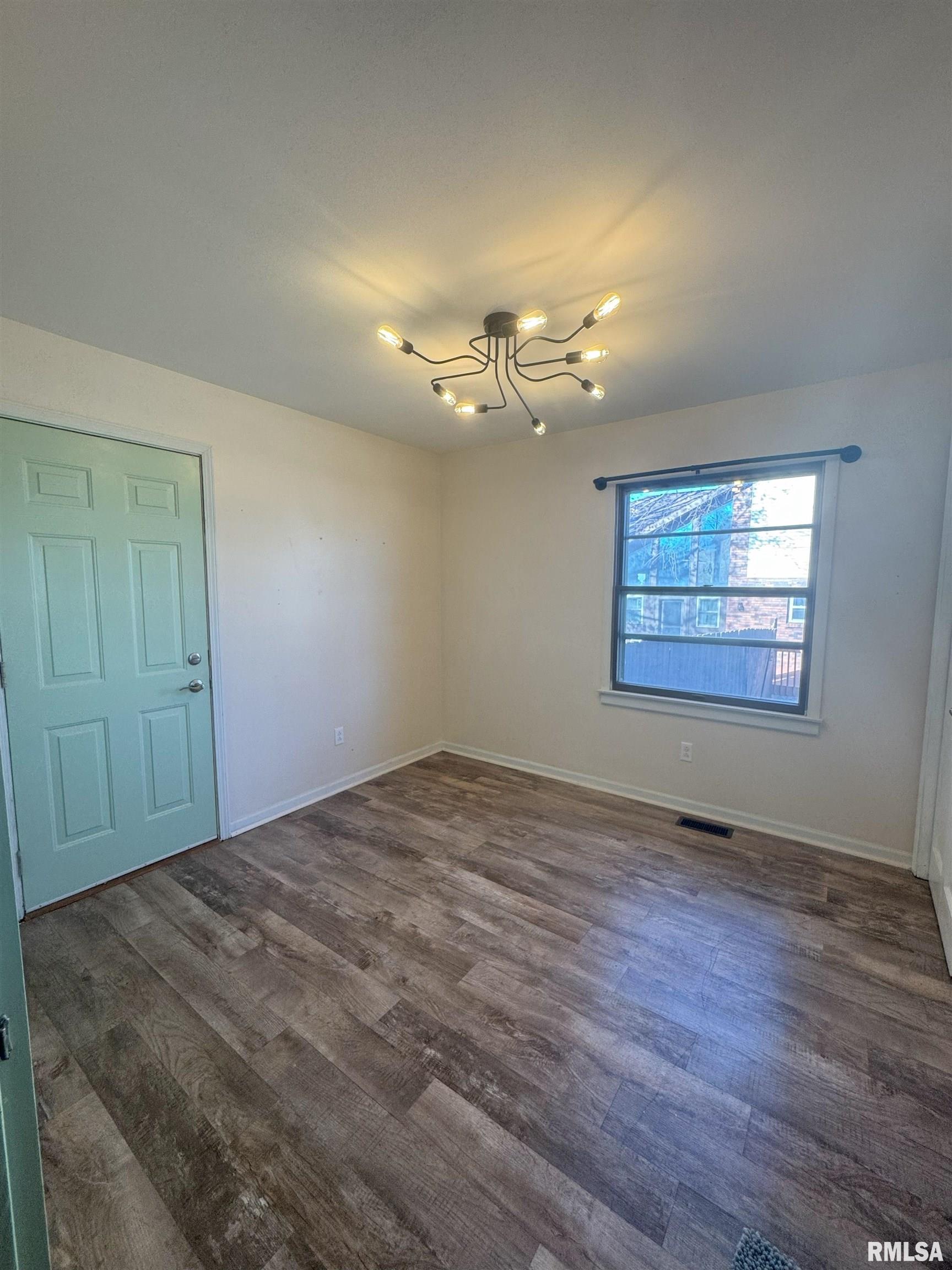 202 W Gibson Street, New Berlin, Illinois image 21