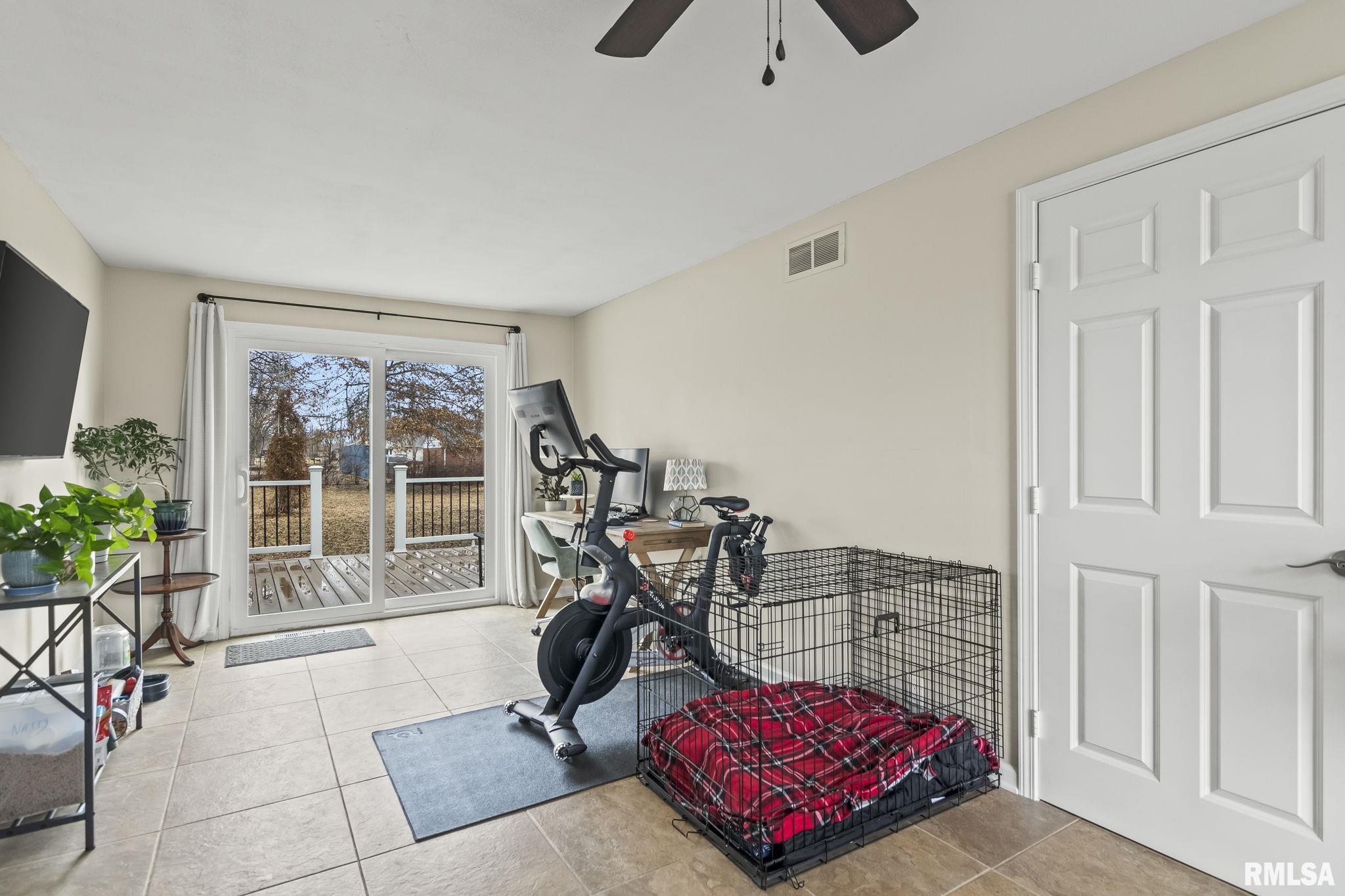928 N 3rd Street, Riverton, Illinois image 19