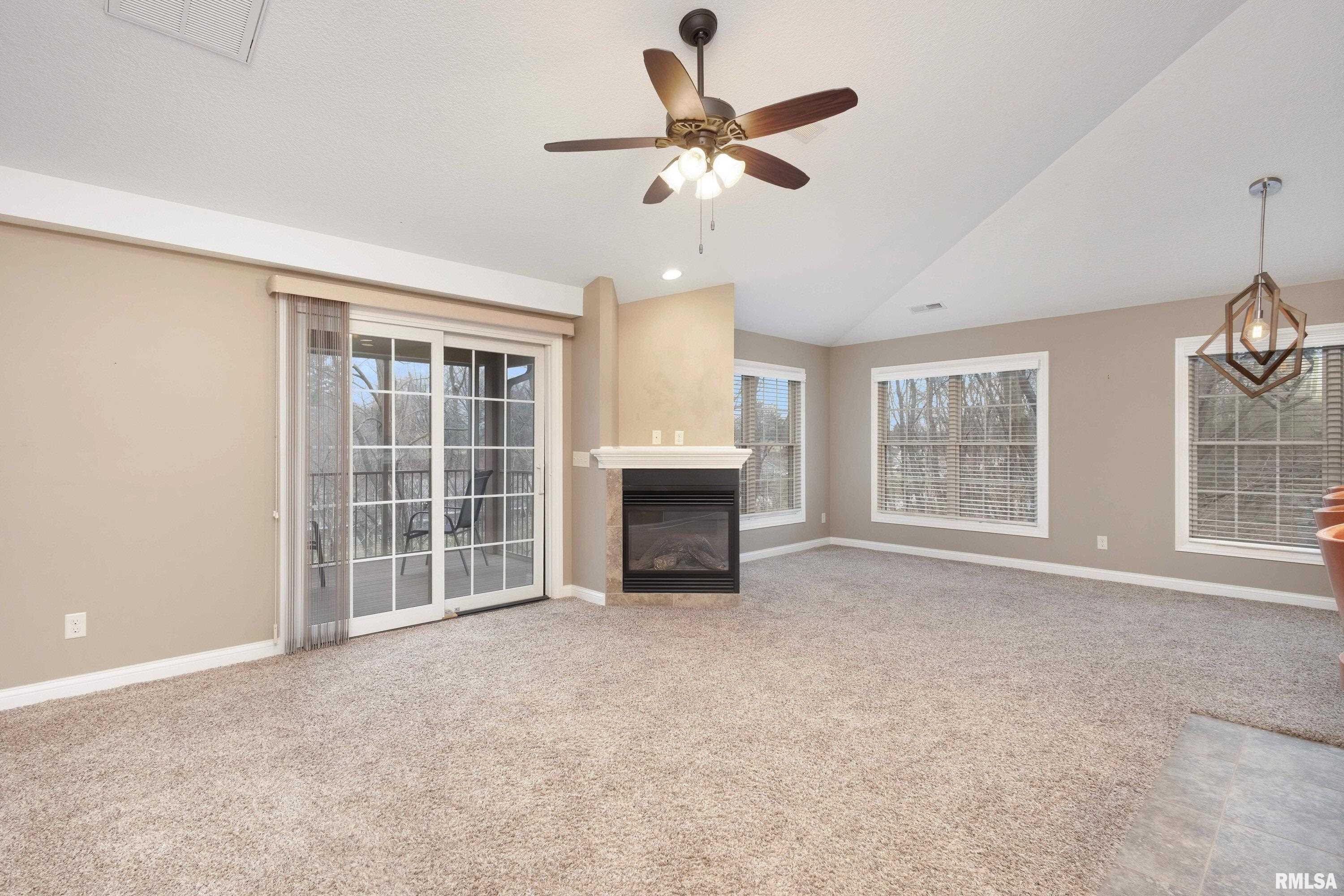 1247 E Kimberly Road #1247, Bettendorf, Iowa image 15